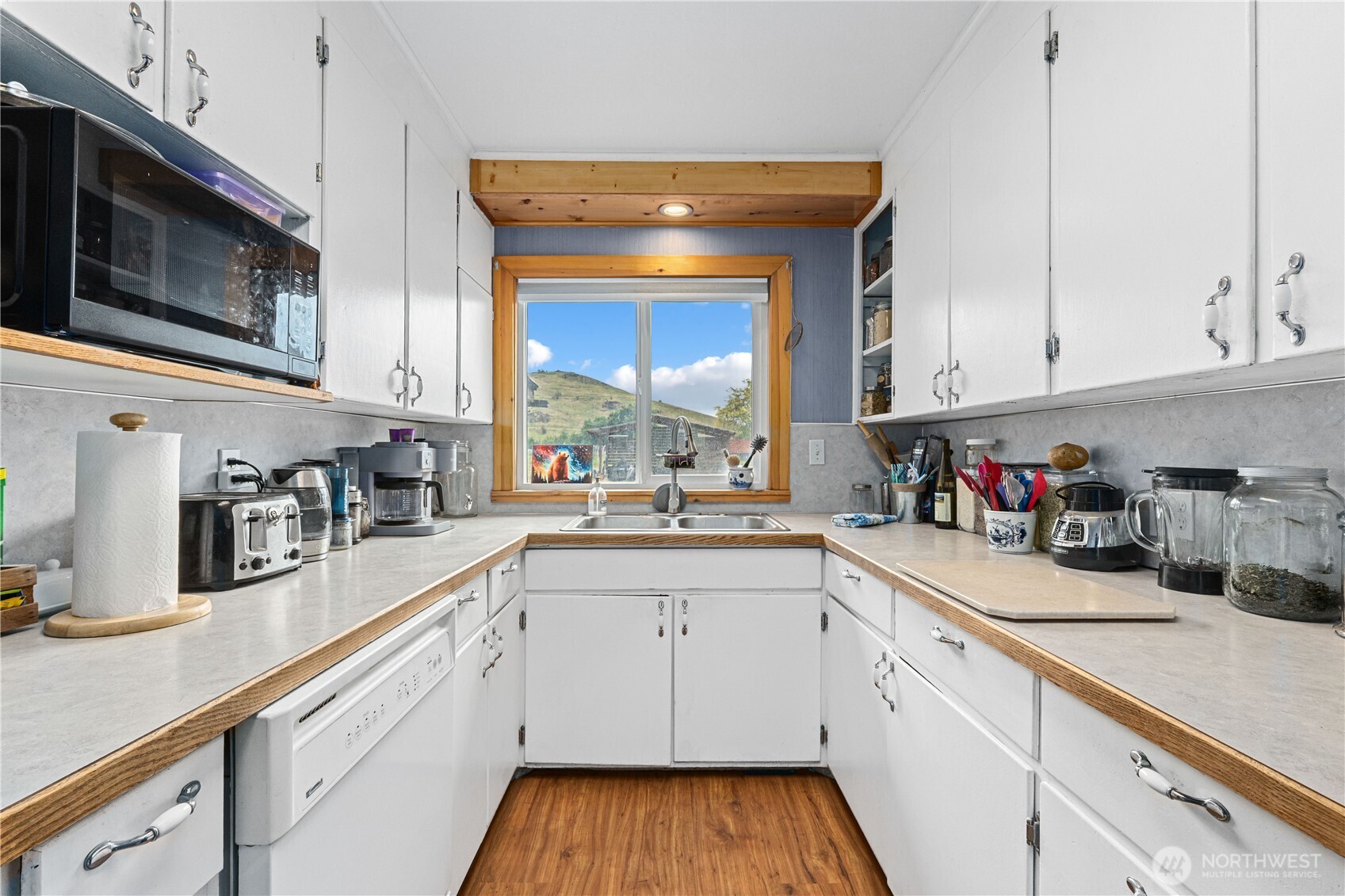 4925 Melin Road Property Photo 9