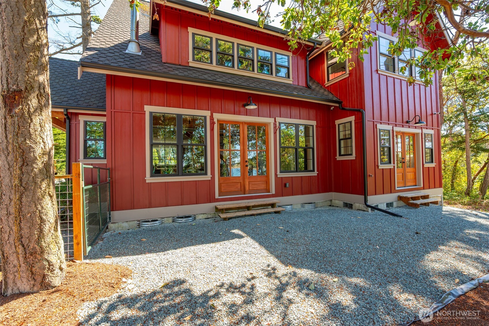 1863 Madrona Way Property Photo 1