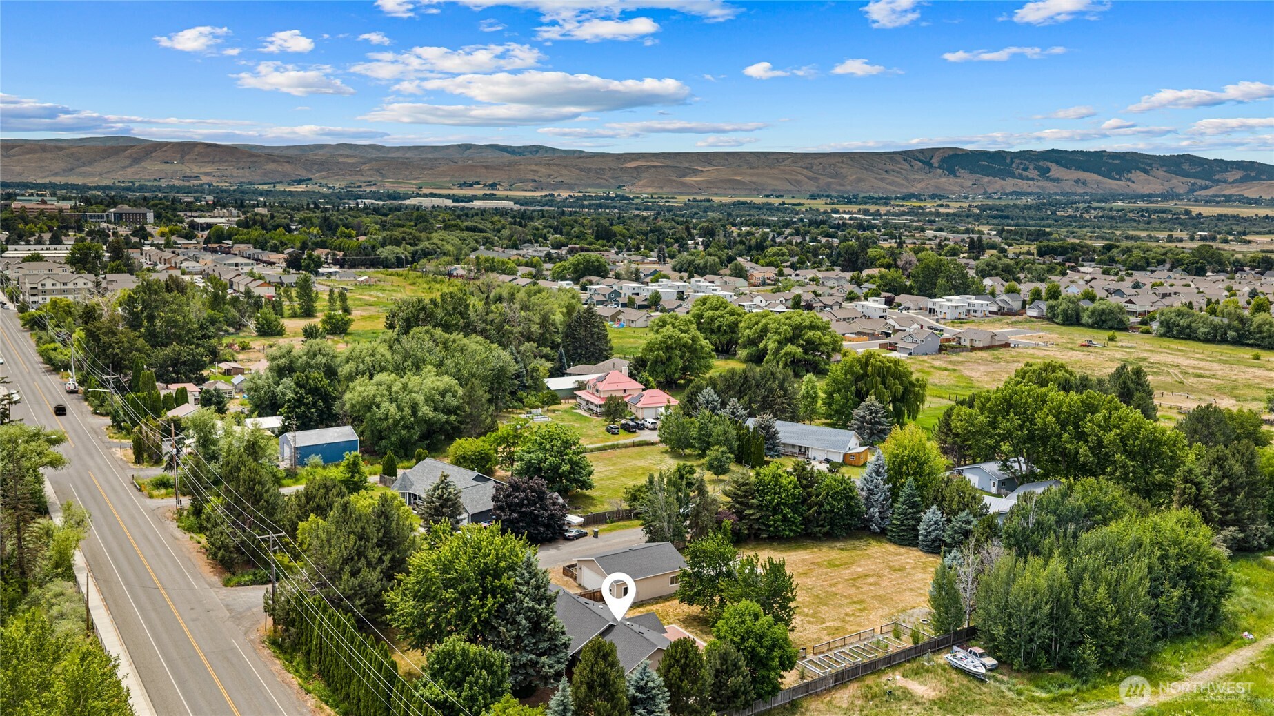 611 E Kyllo Road Property Photo 6
