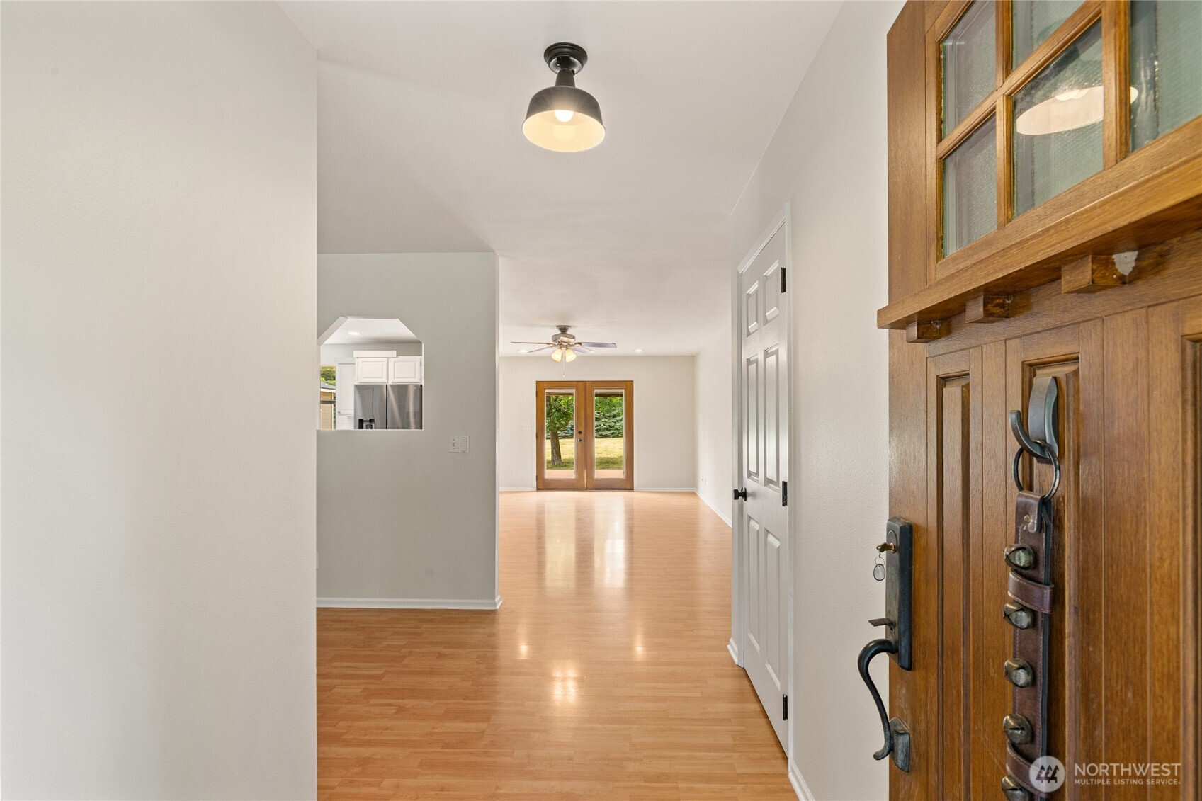 611 E Kyllo Road Property Photo 19