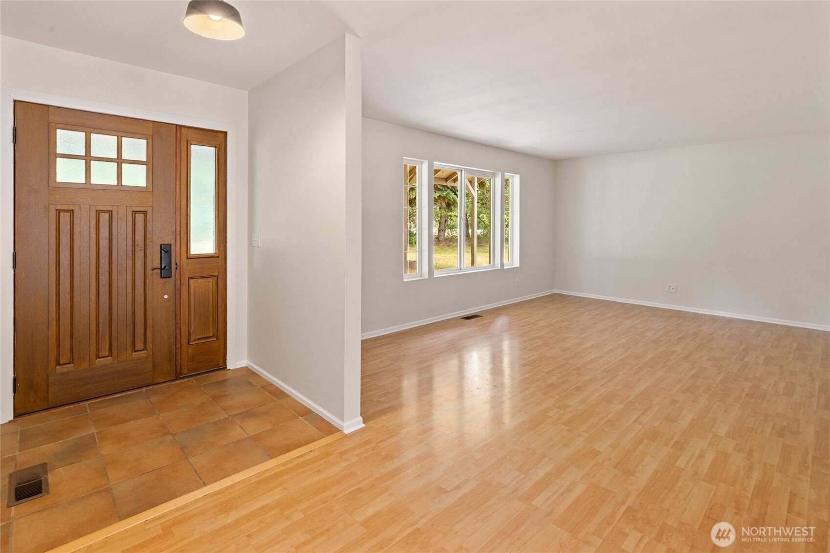 611 E Kyllo Road Property Photo 20