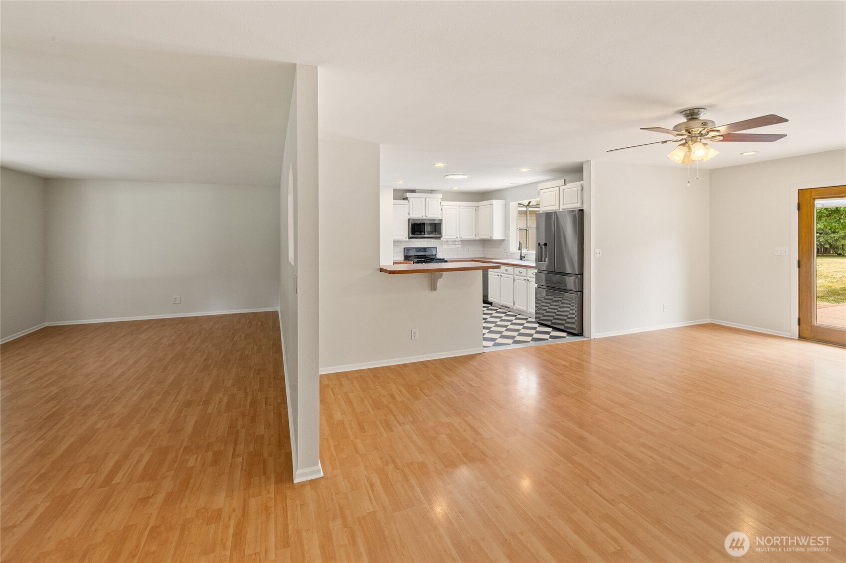 611 E Kyllo Road Property Photo 24