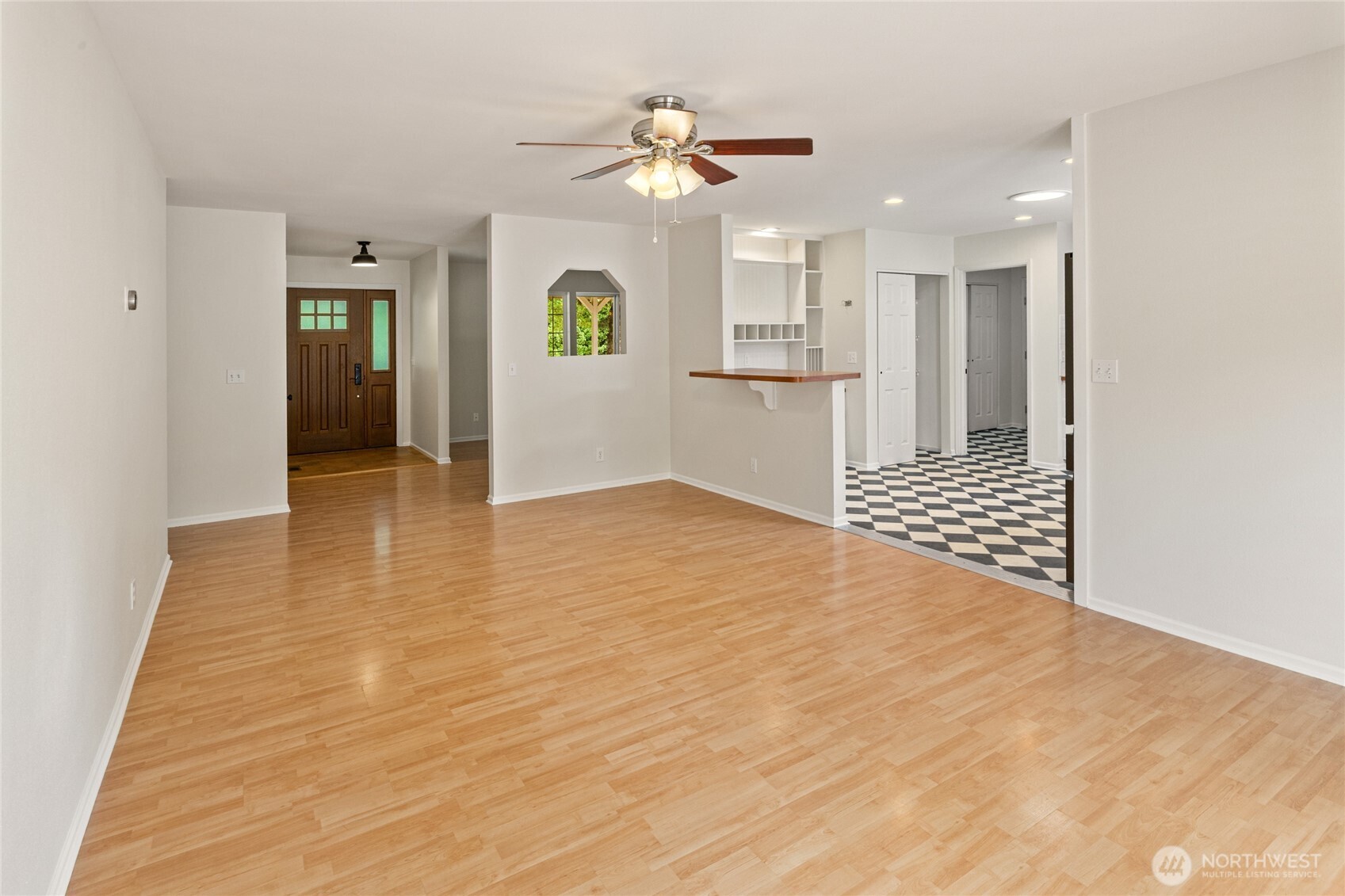 611 E Kyllo Road Property Photo 26