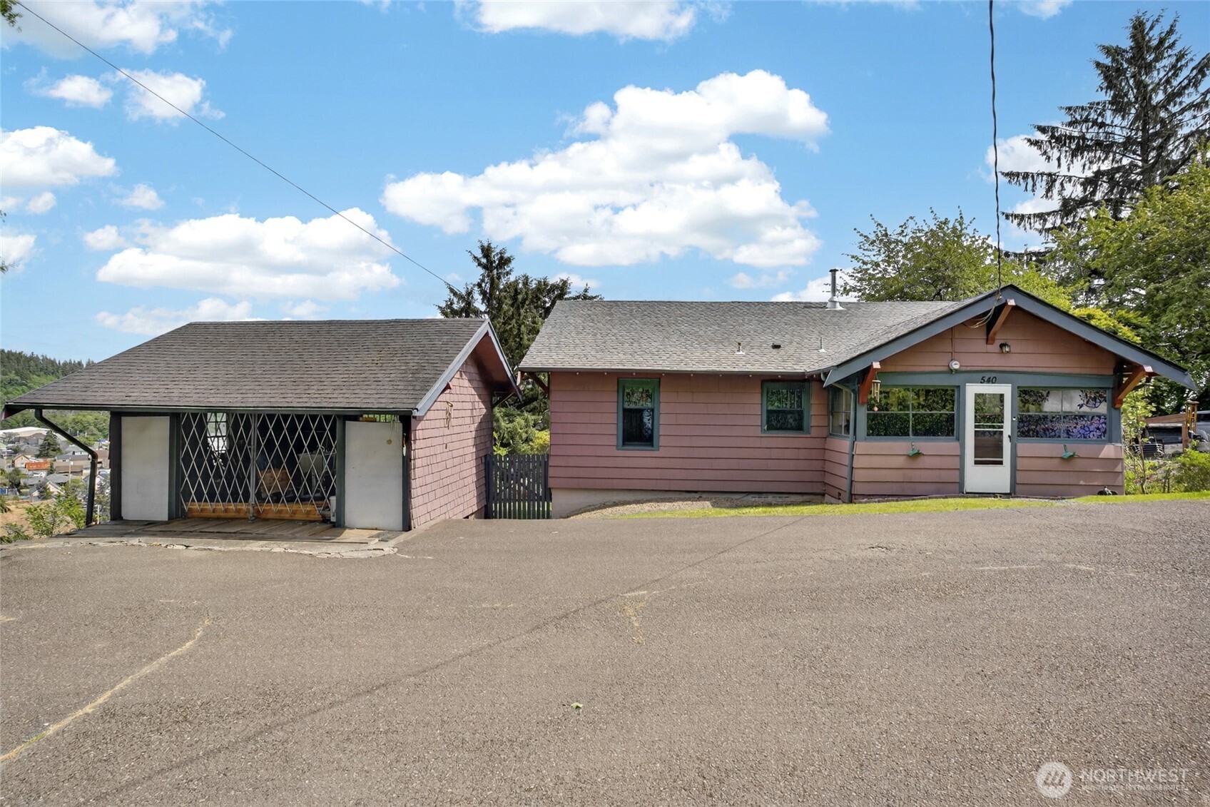 540 View Court Property Photo 1