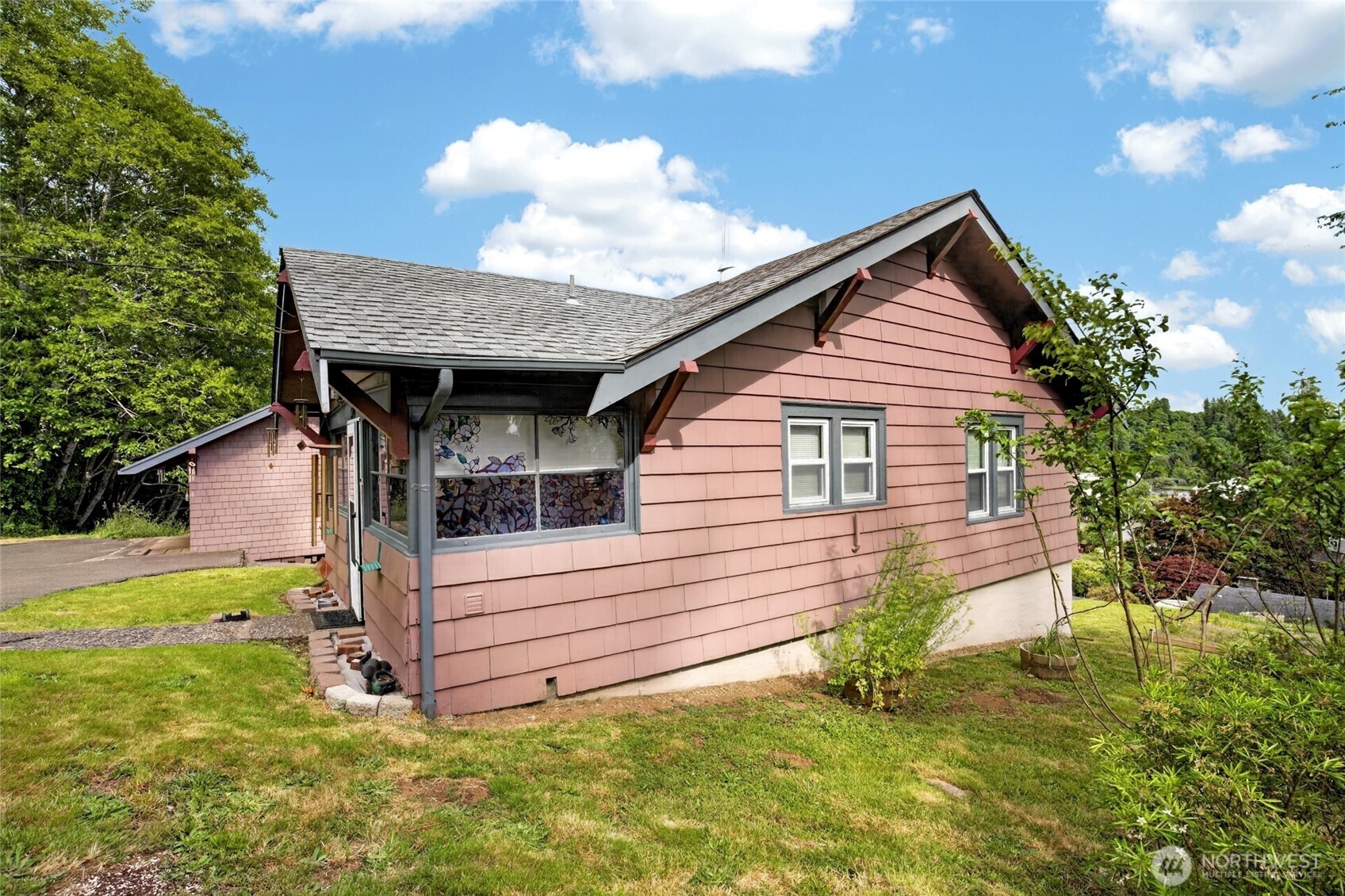 540 View Court Property Photo 3