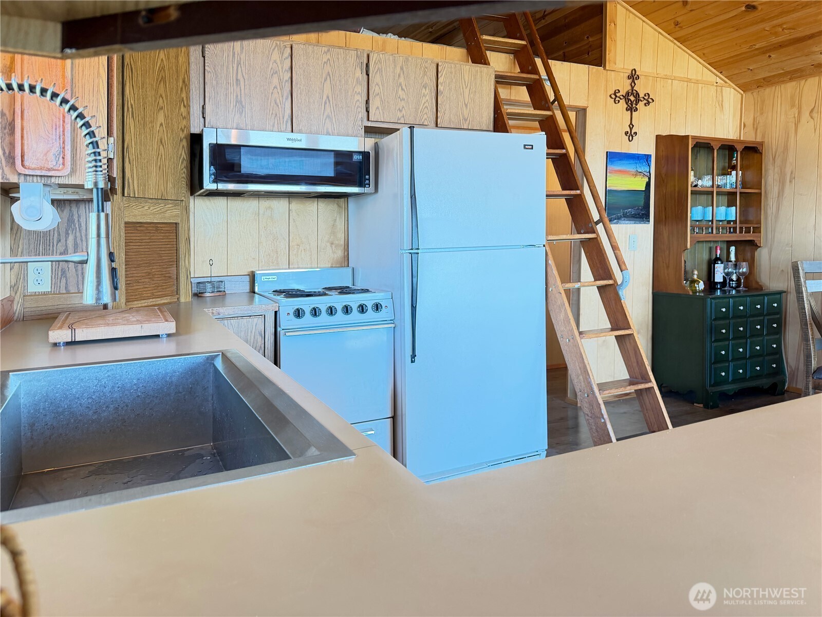 2 S Pilchuck Ave Property Photo 15