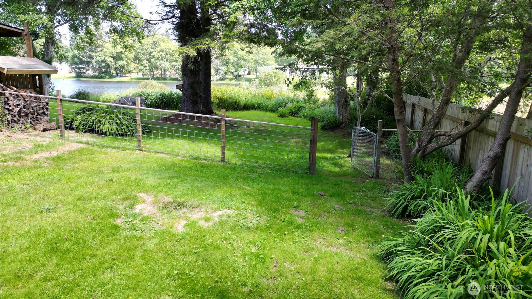 24004 Birch Place Property Photo 12