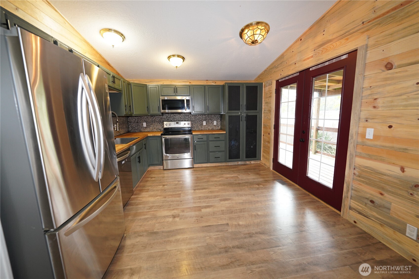 24004 Birch Place Property Photo 22