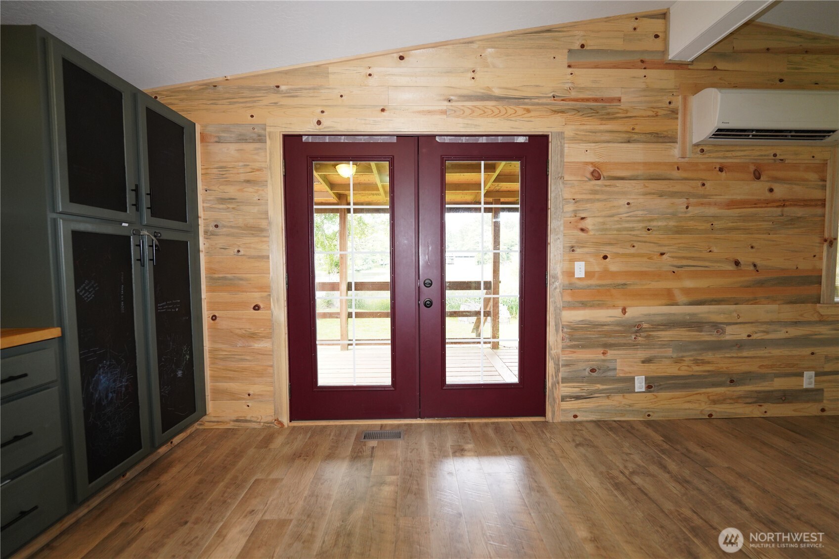 24004 Birch Place Property Photo 24
