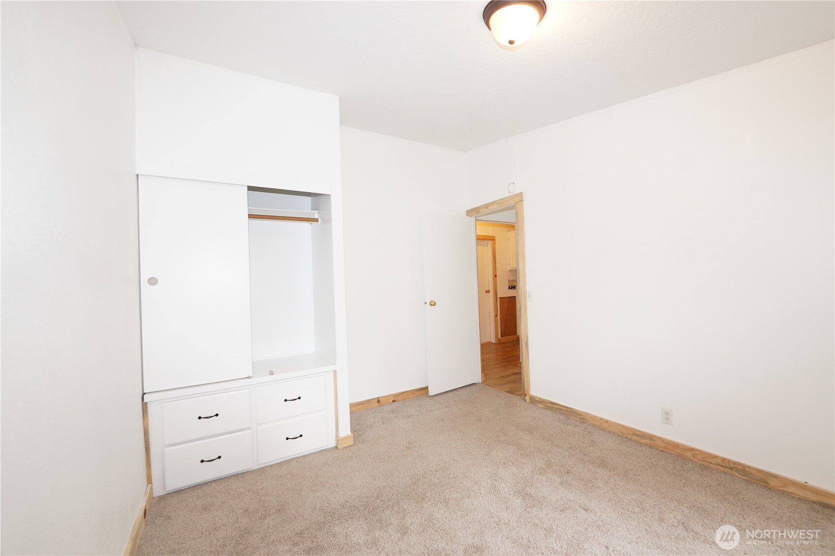 24004 Birch Place Property Photo 25