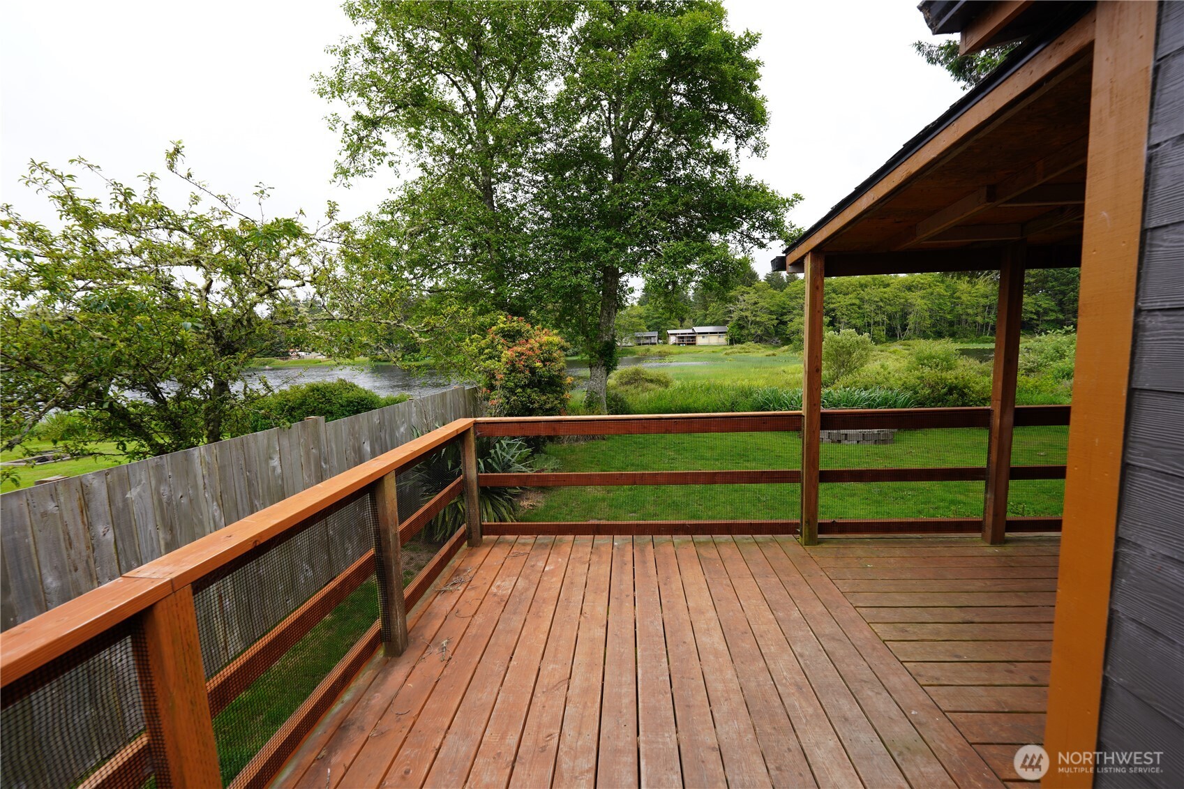 24004 Birch Place Property Photo 31