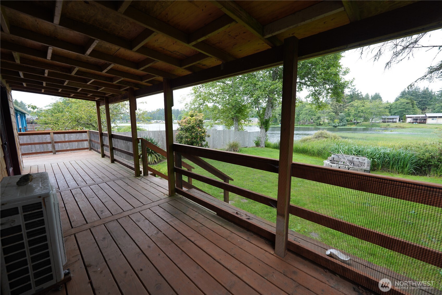 24004 Birch Place Property Photo 33