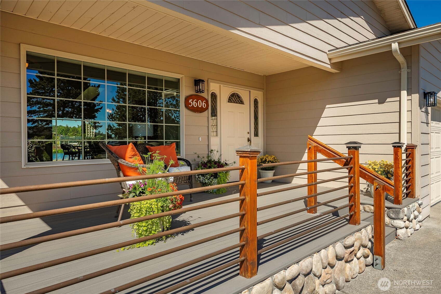 5606 Chehalis Place Property Photo 4