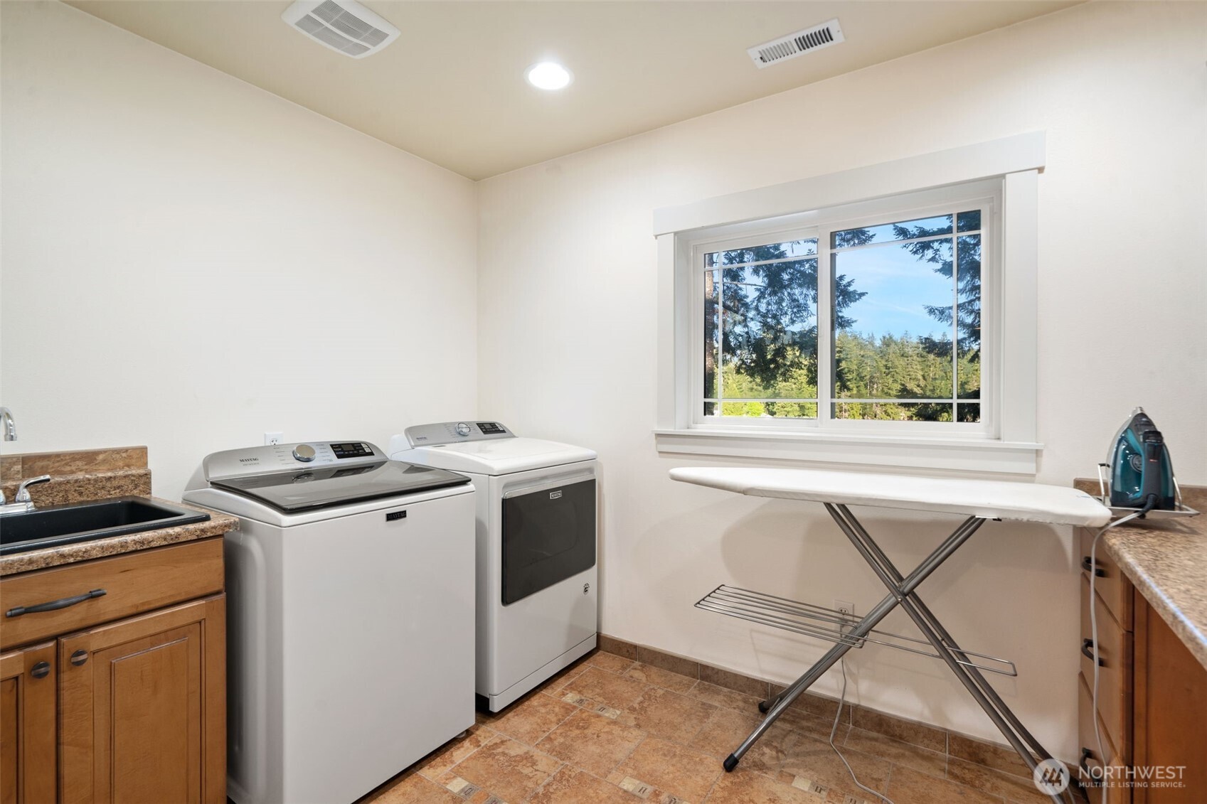 13413 Wye Lake Boulevard Property Photo 28