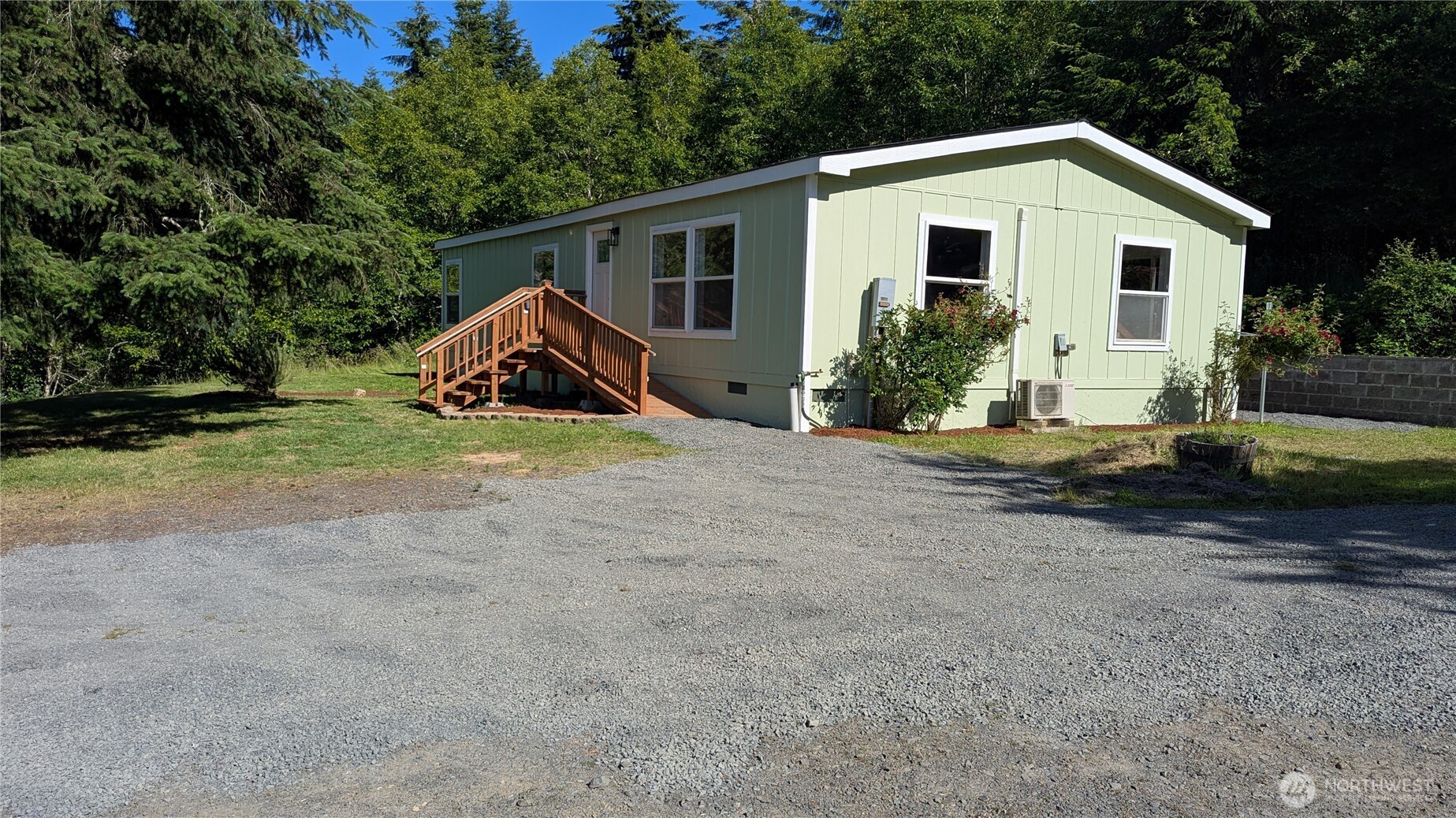 104 Sun Valley Drive Property Photo 2