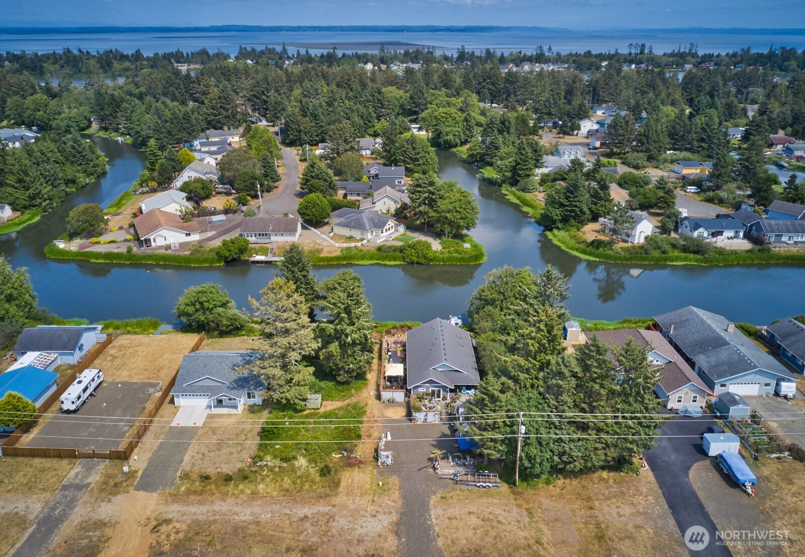 640 Point Brown Avenue Property Photo 2