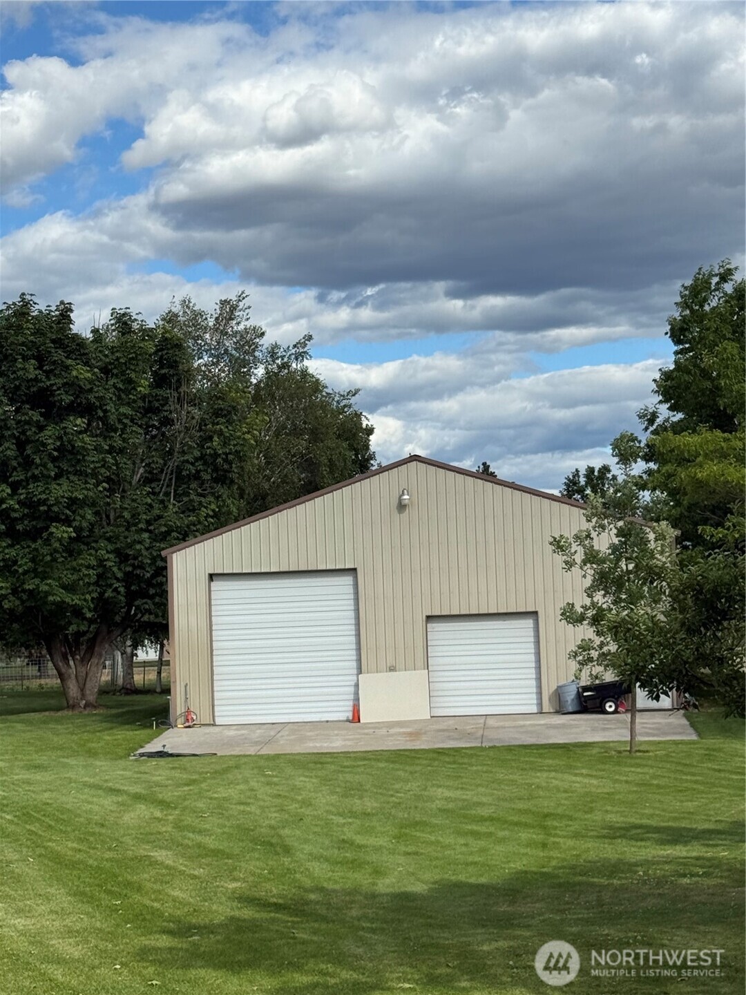 24 Valley View Drive Property Photo 8