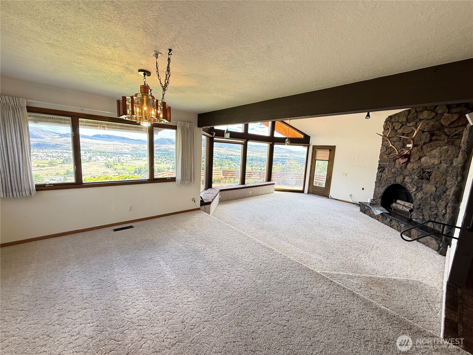 24 Valley View Drive Property Photo 13