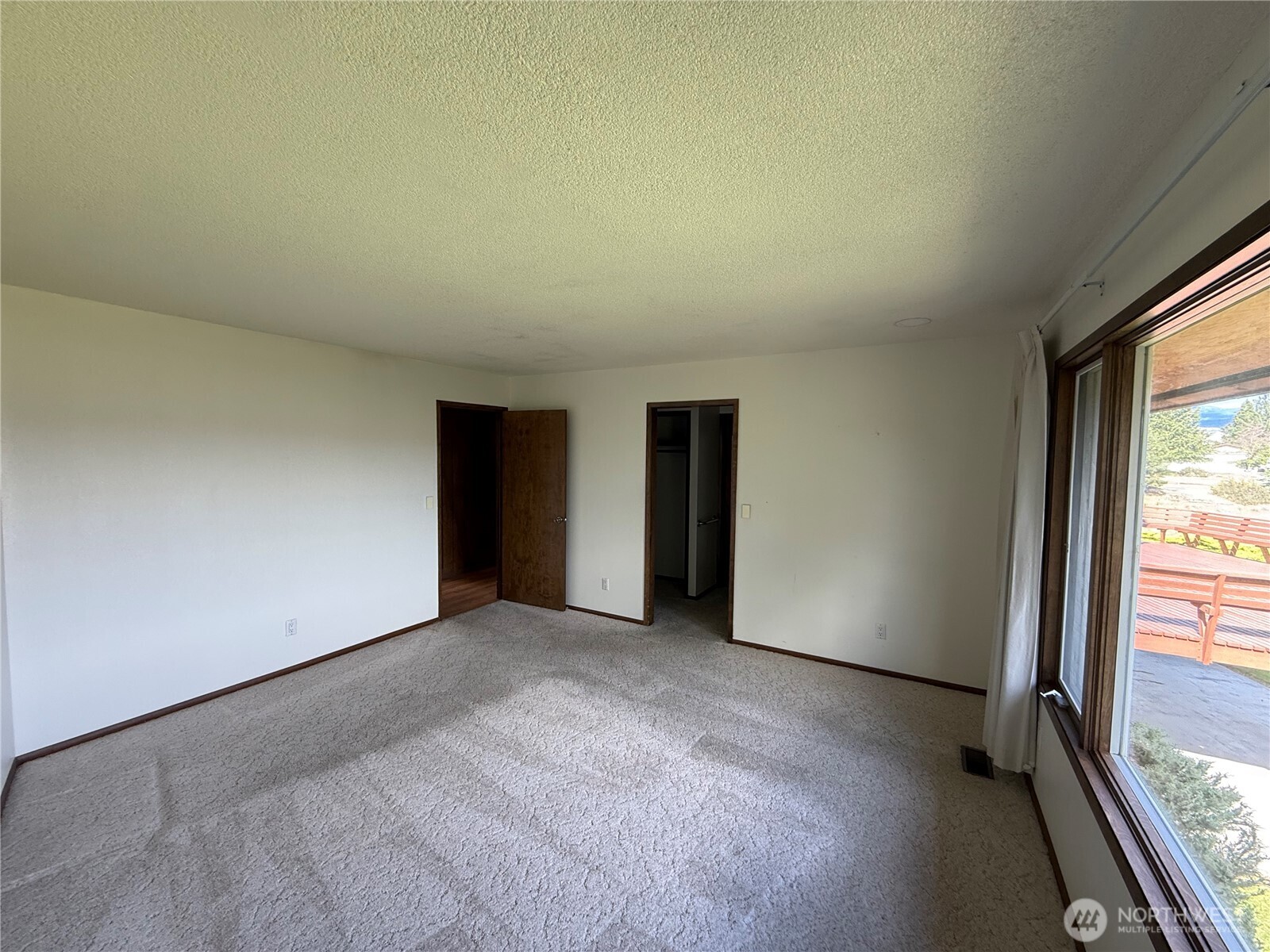 24 Valley View Drive Property Photo 18