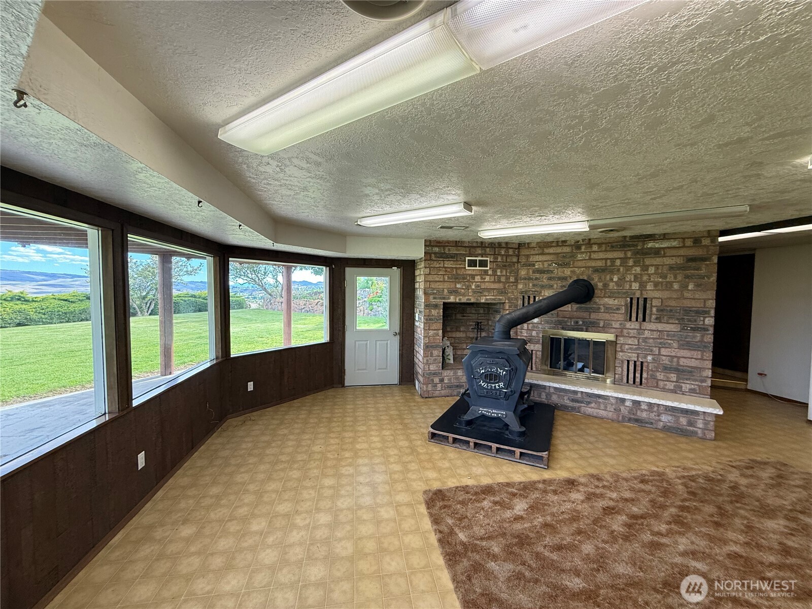 24 Valley View Drive Property Photo 23