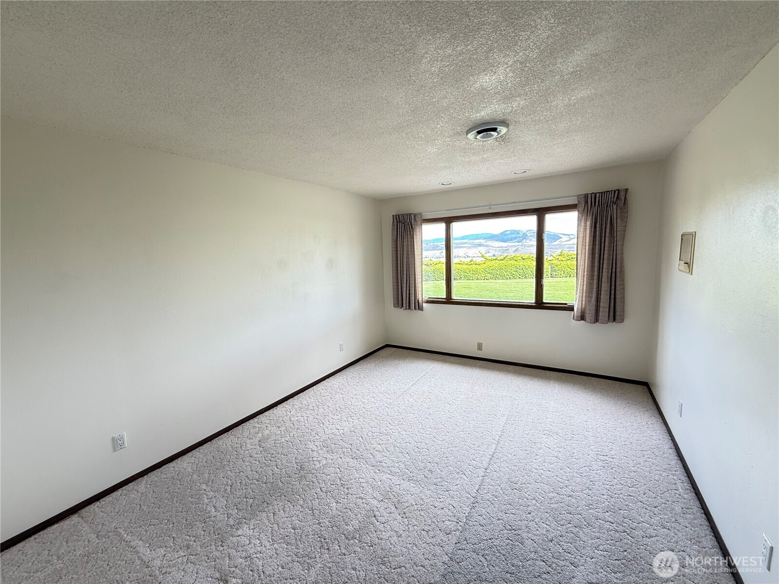 24 Valley View Drive Property Photo 24