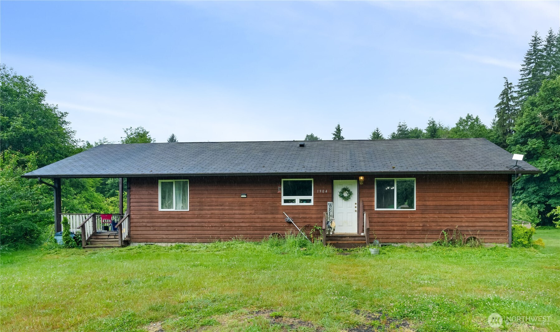 1904 North River Road Property Photo 1