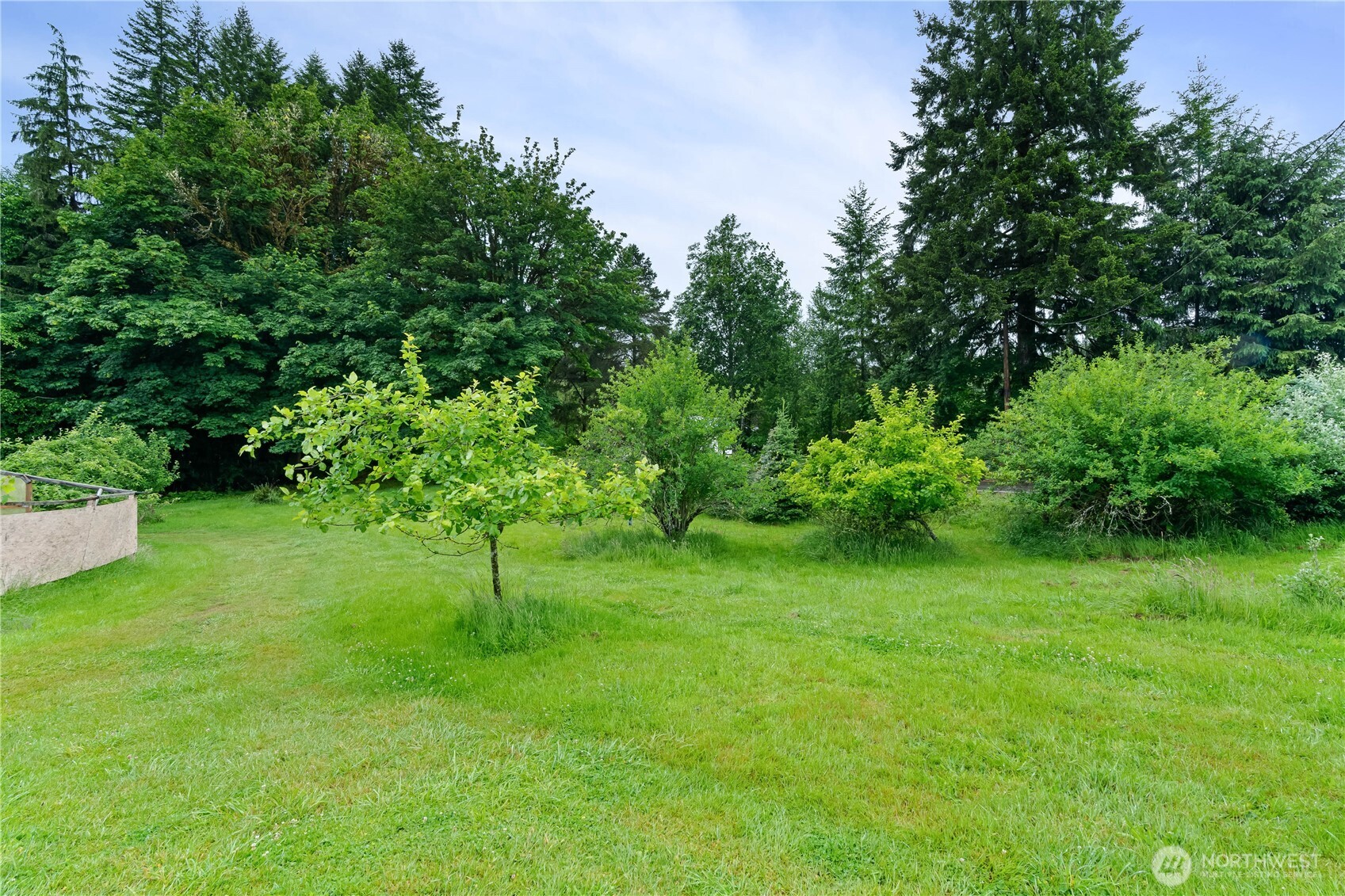 1904 North River Road Property Photo 18