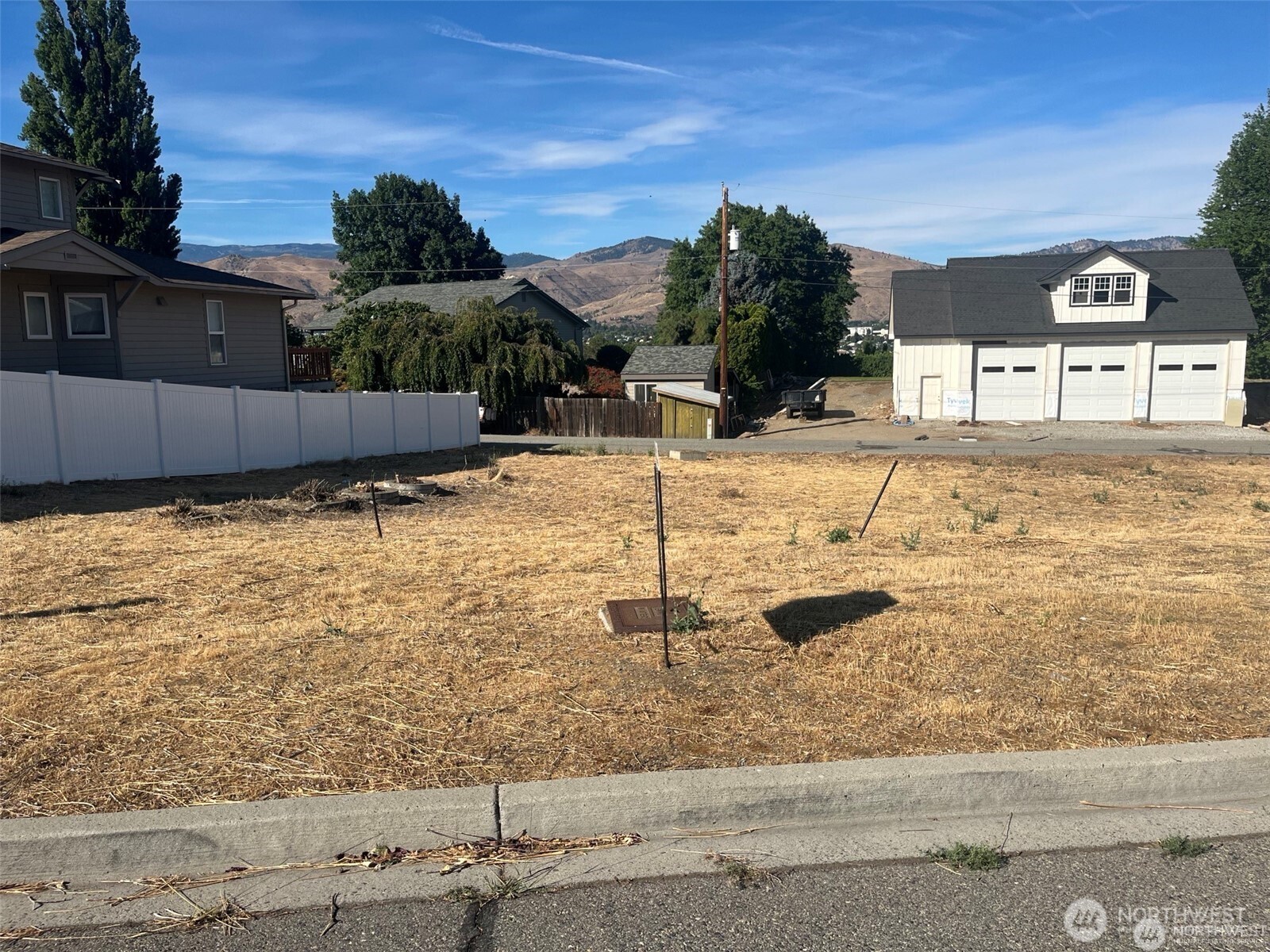 1076 Corum Circle Property Photo 1
