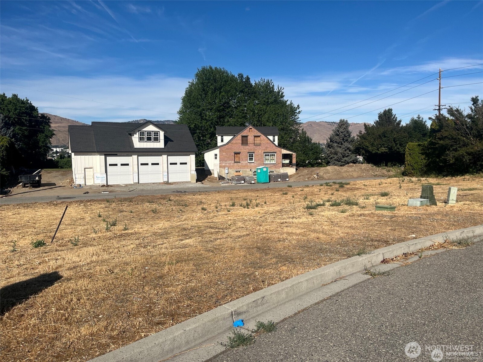 1076 Corum Circle Property Photo 3