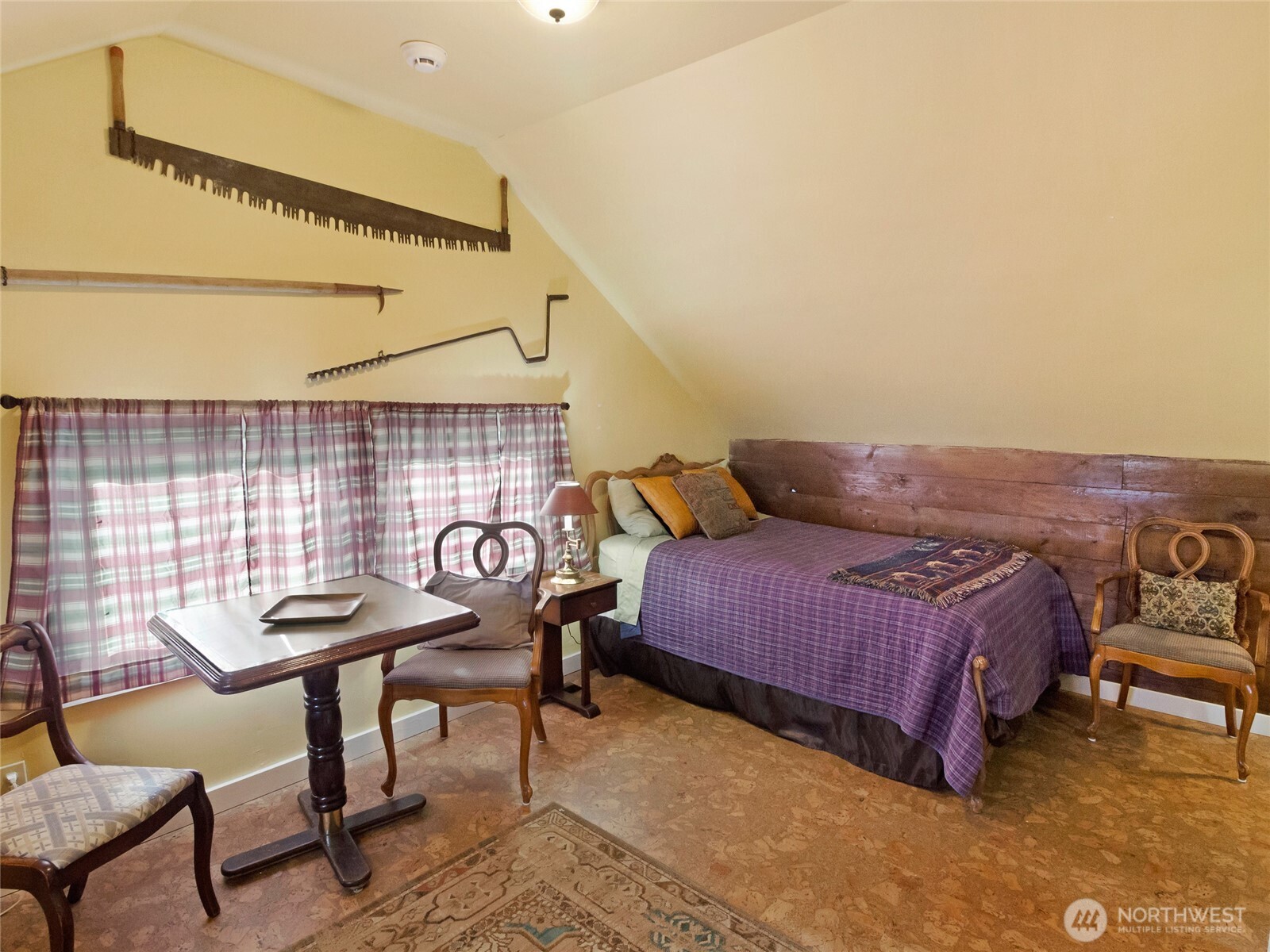 460 Argyle Avenue Property Photo 30