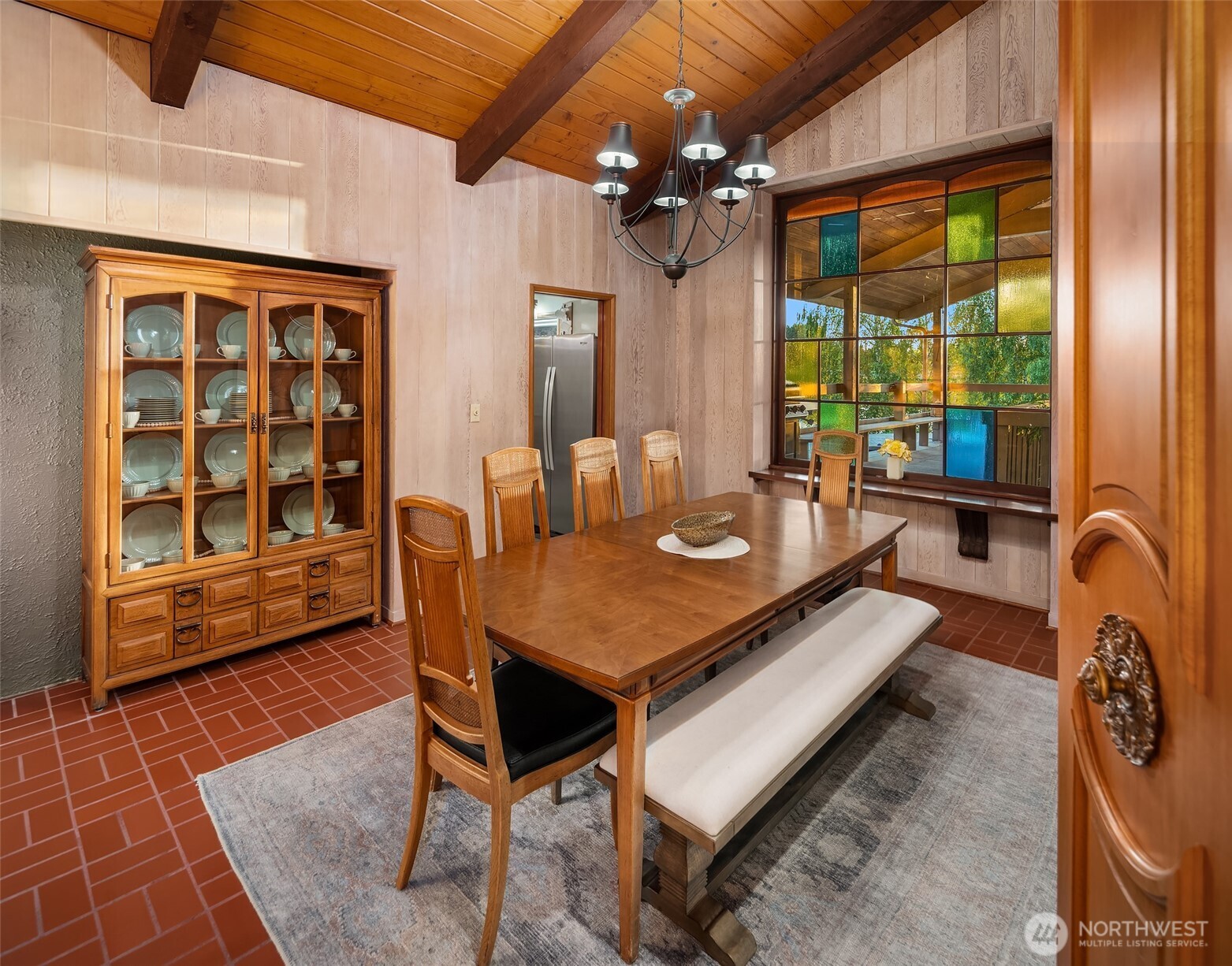 405 Lakeshore Drive Property Photo 13