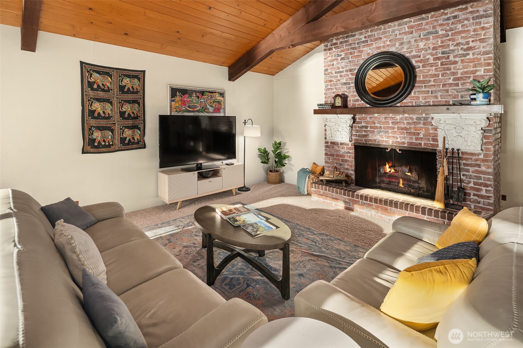 405 Lakeshore Drive Property Photo 15
