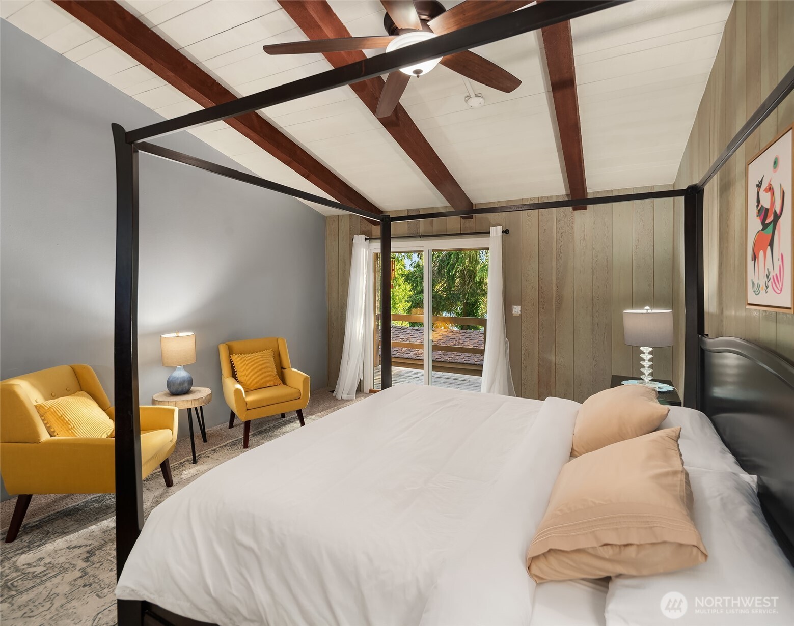 405 Lakeshore Drive Property Photo 17