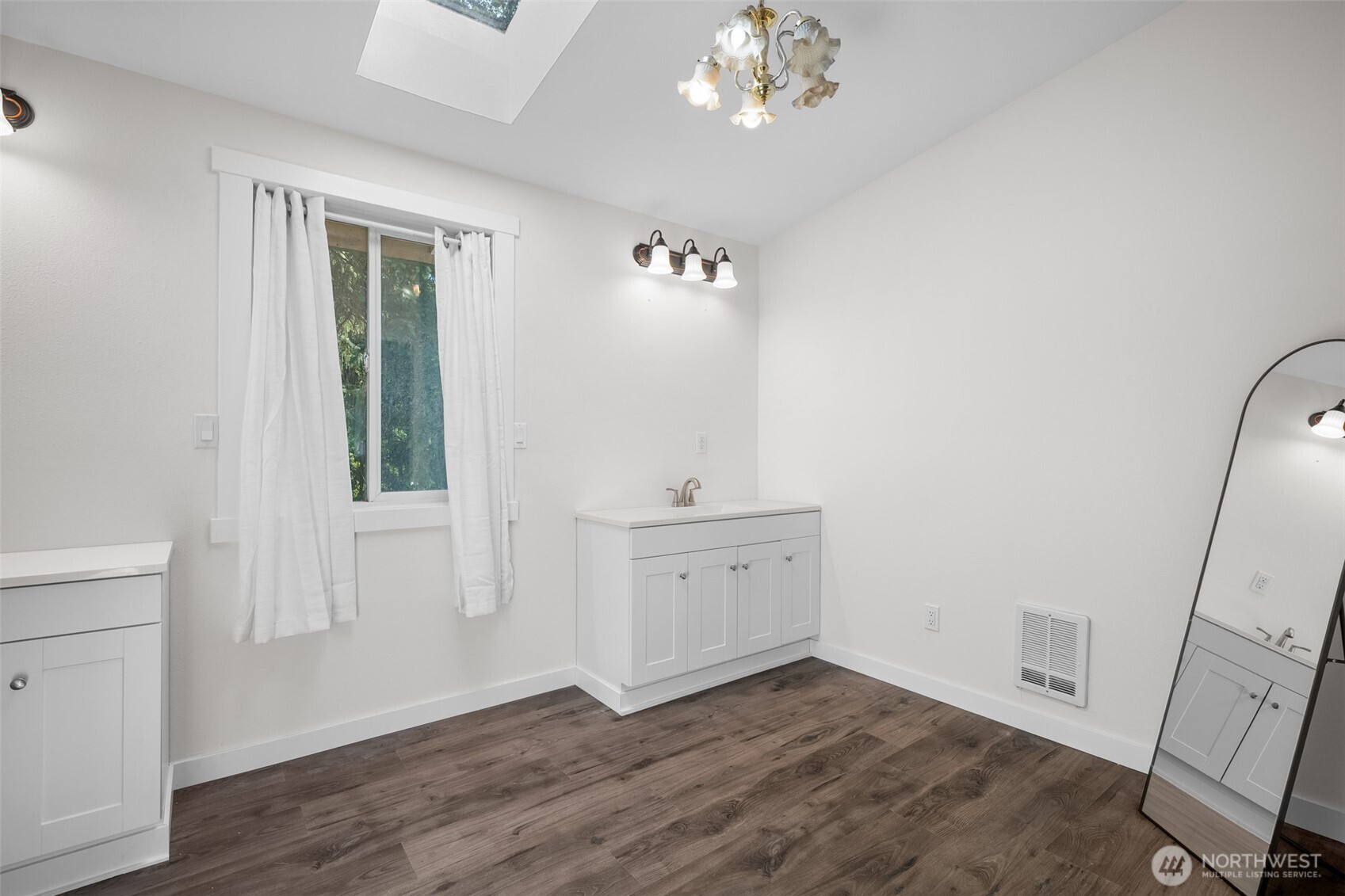 21022 117th Street Property Photo 4
