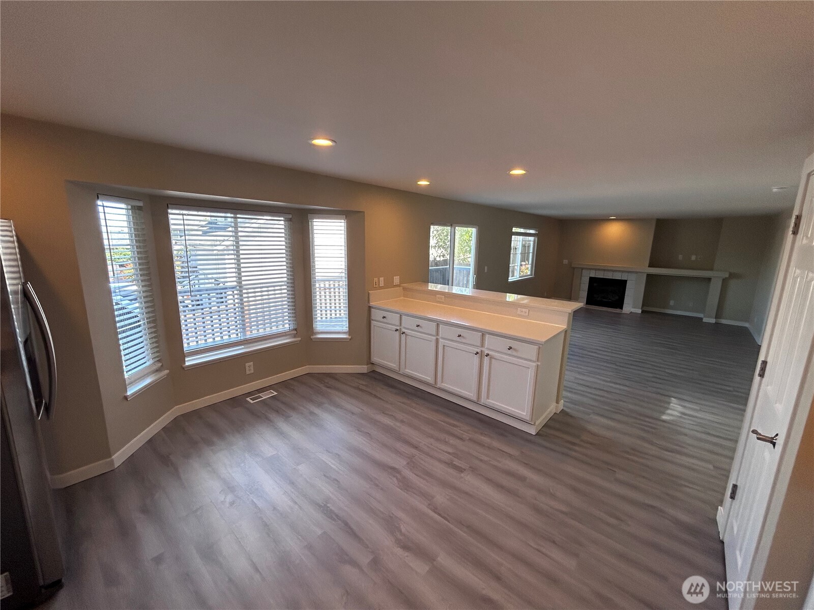 7621 67th Street Property Photo 6