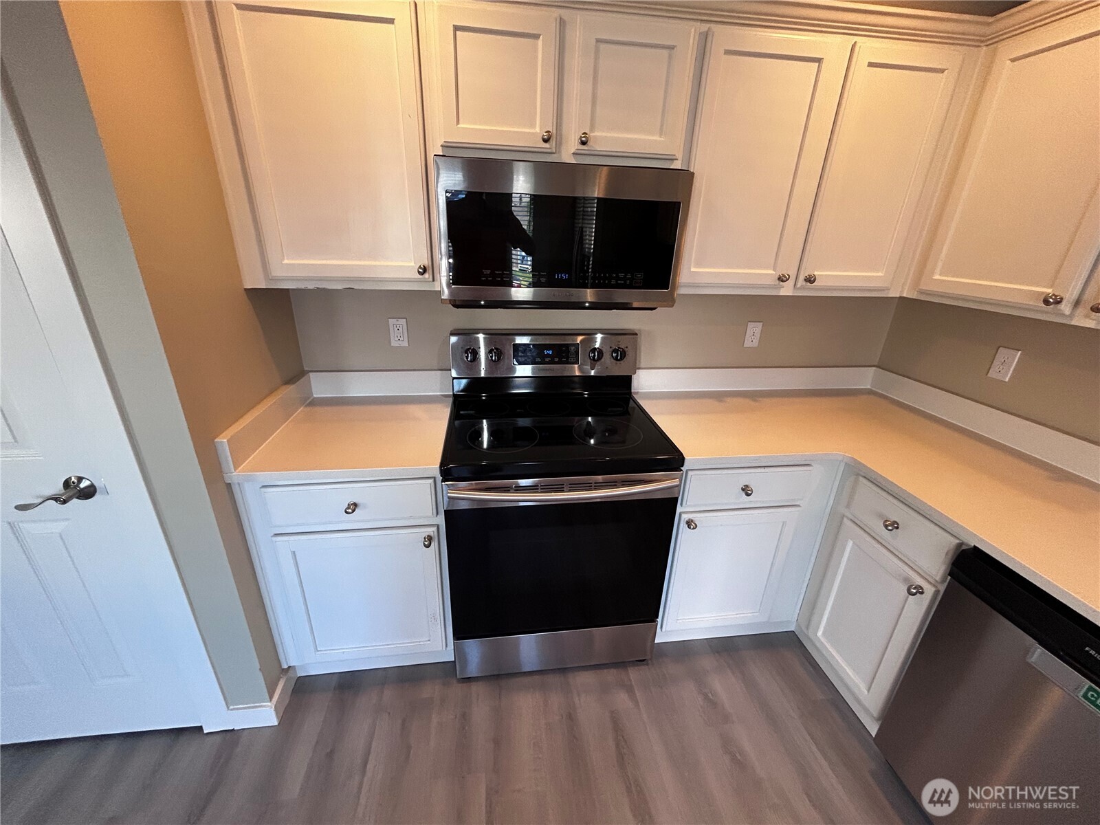 7621 67th Street Property Photo 25