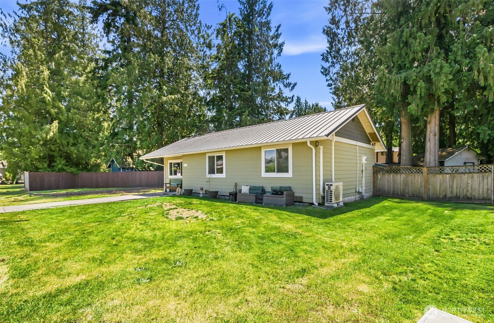 5730 146th Street Property Photo 4