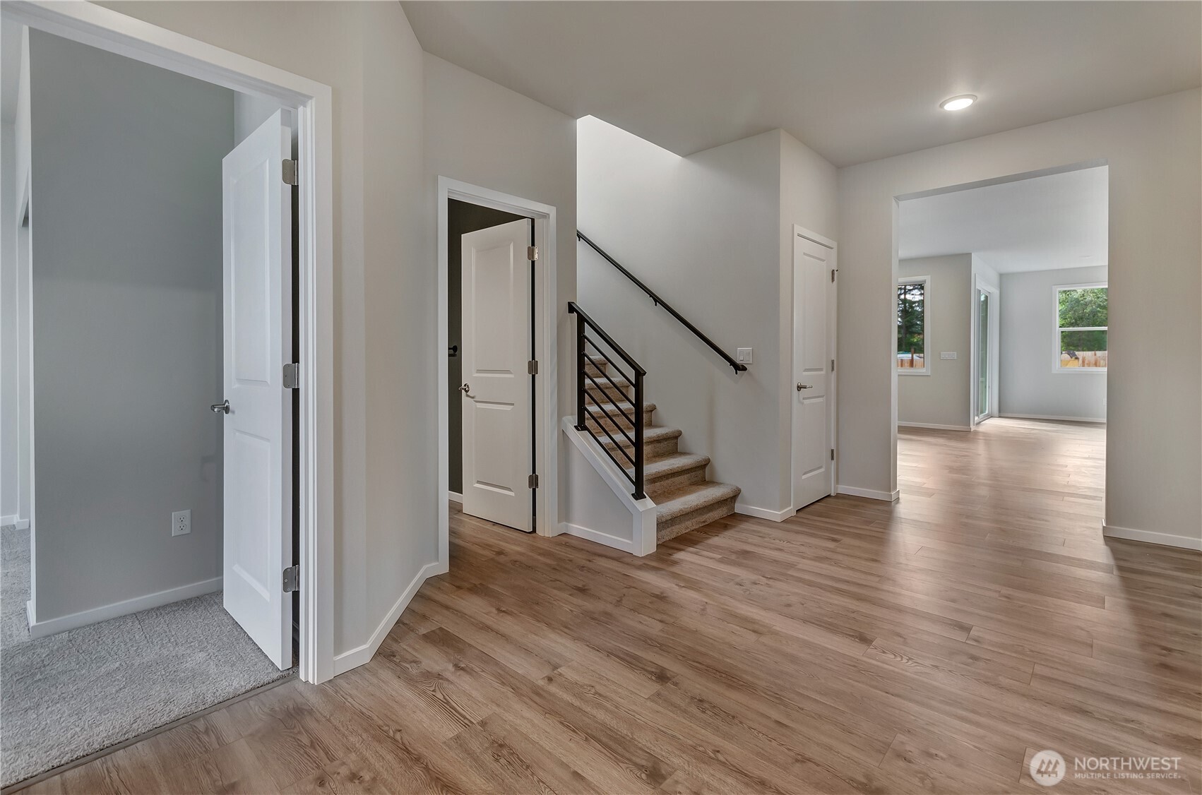 18306 37th Avenue Ct Property Photo 4