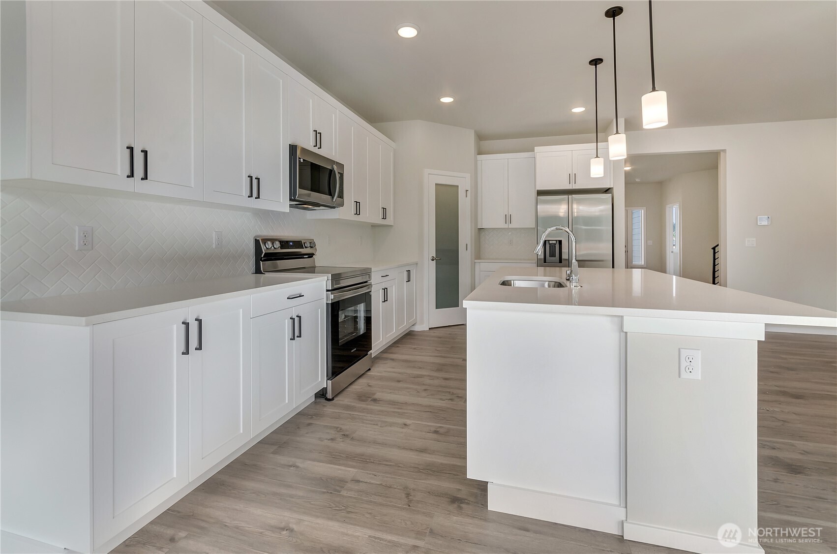 18306 37th Avenue Ct Property Photo 9