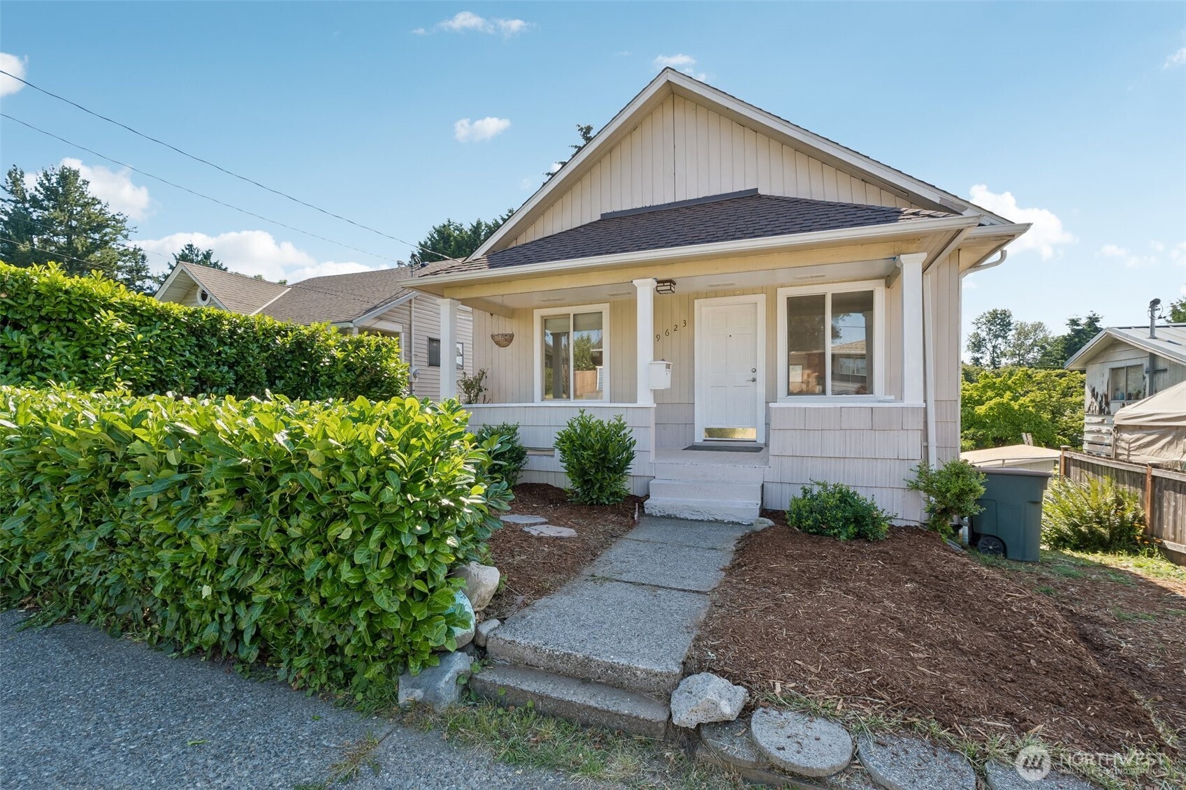 9623 54th Avenue Property Photo 1