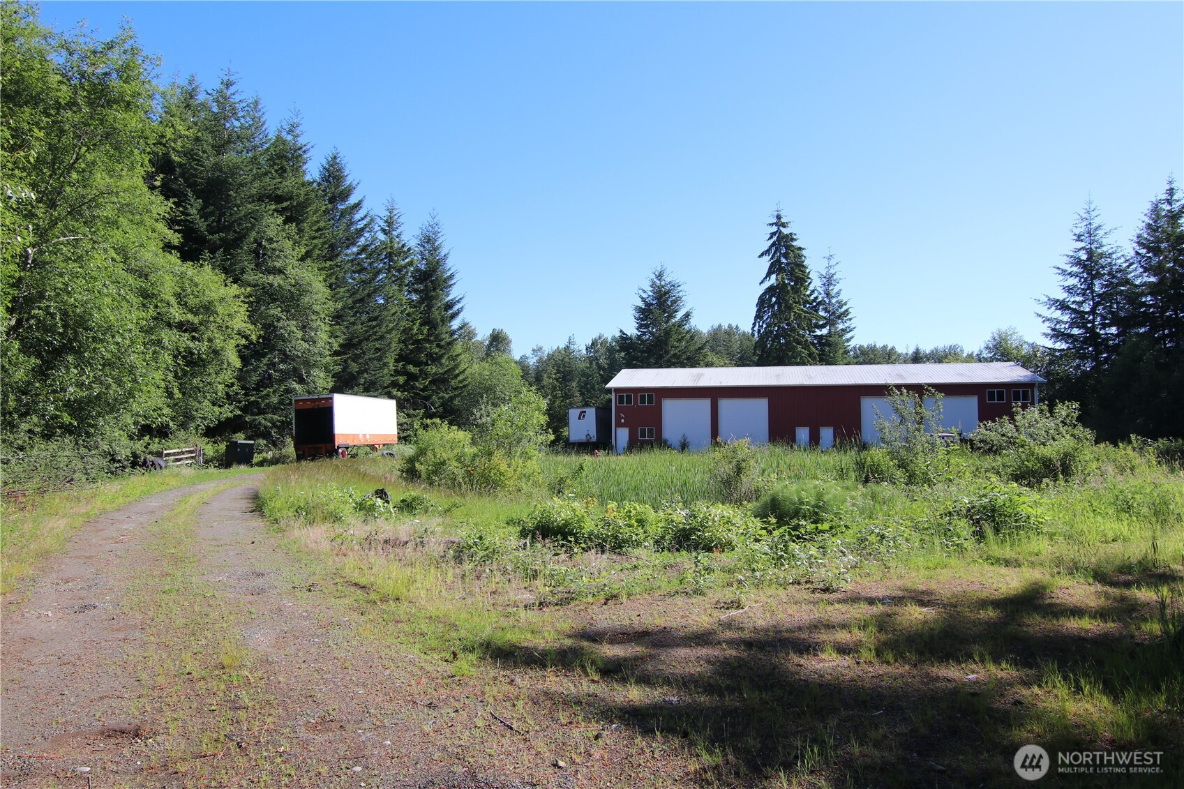 3823 Industry Lane Property Photo 2