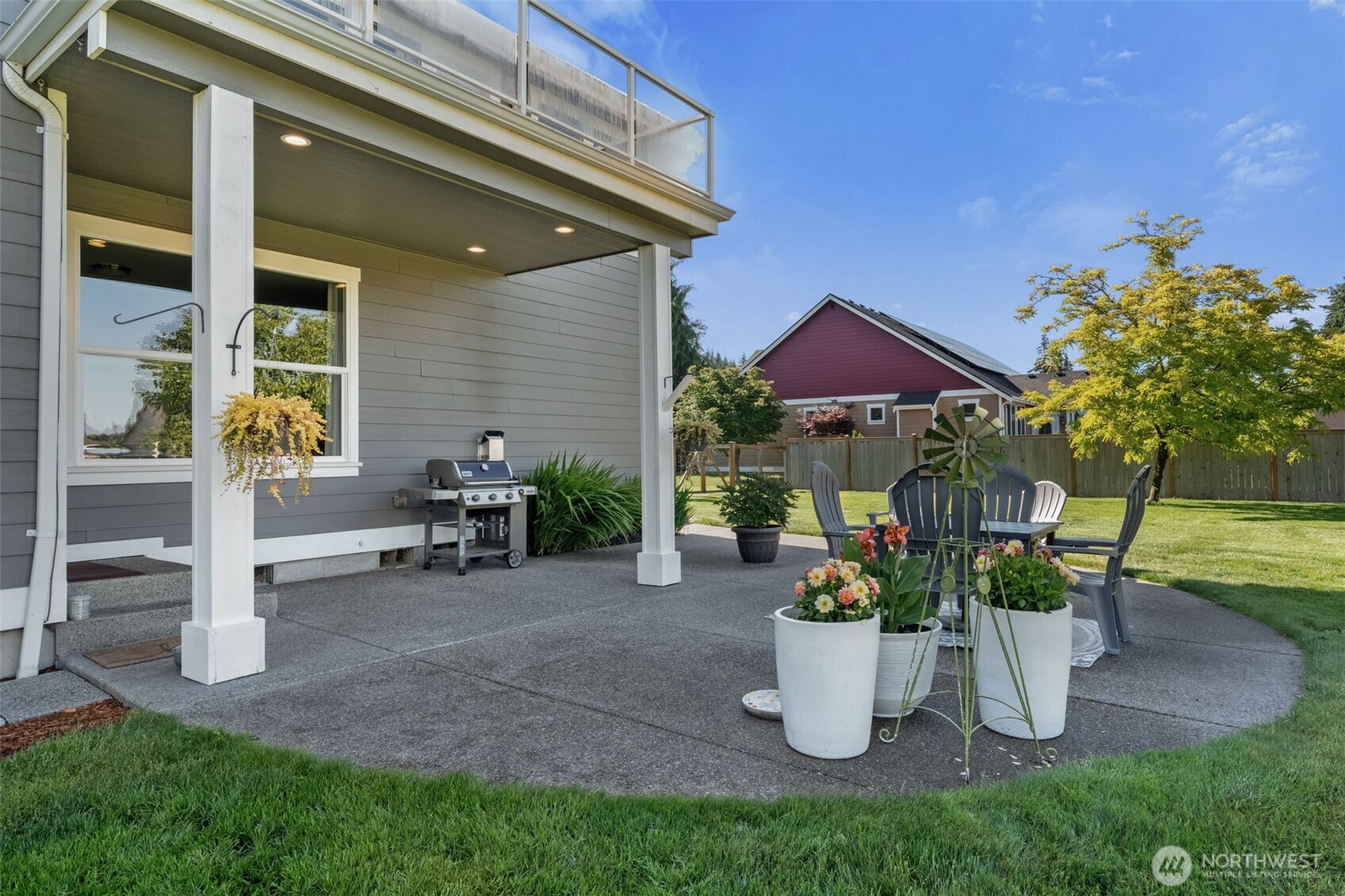 17845 Irwin Street Property Photo 33