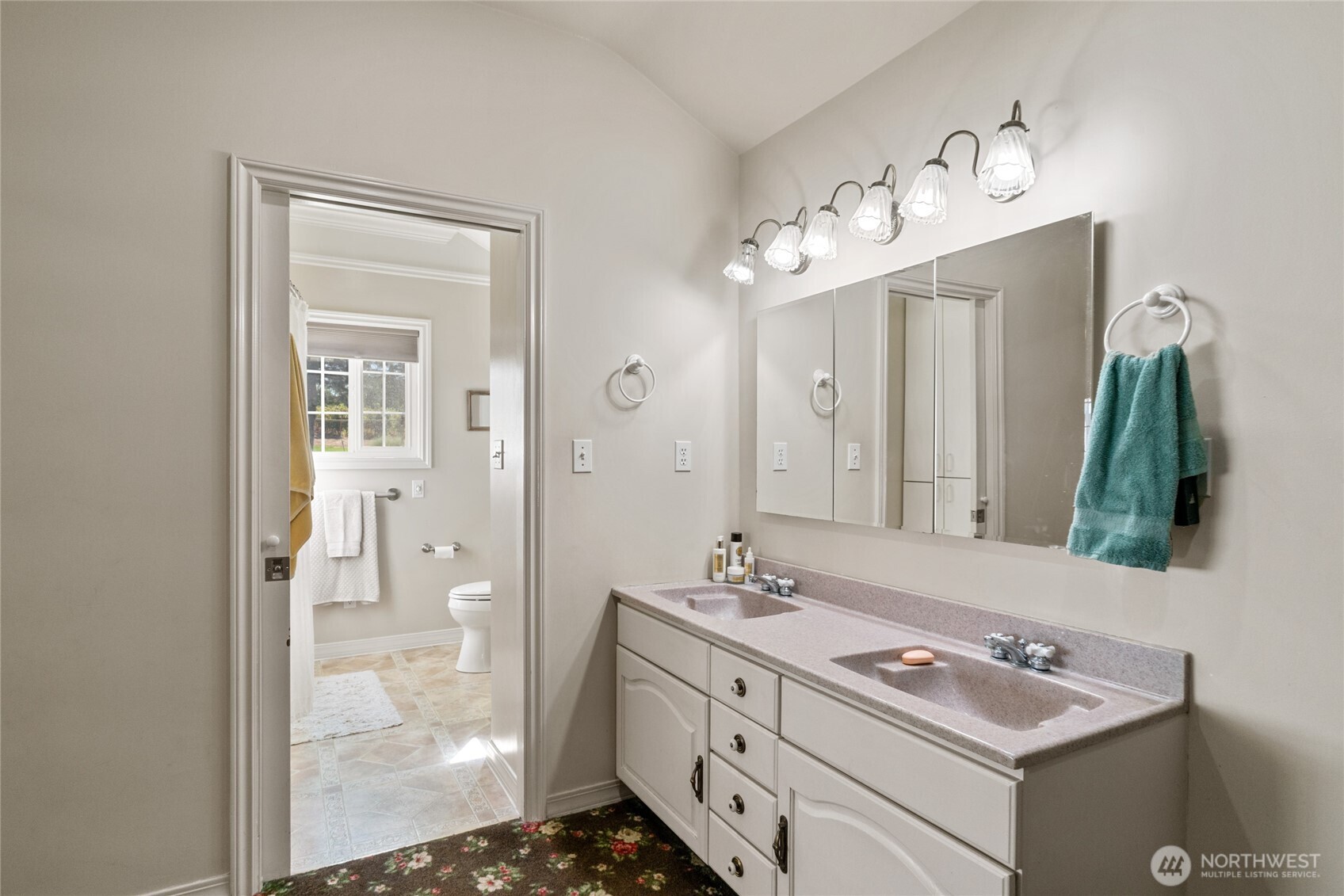 24635 Highway 243 Property Photo 18