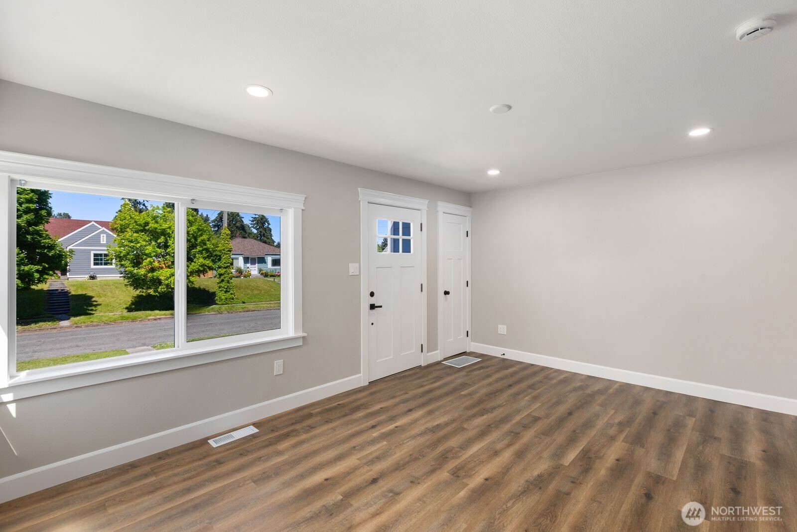 6121 S C Street Property Photo 5
