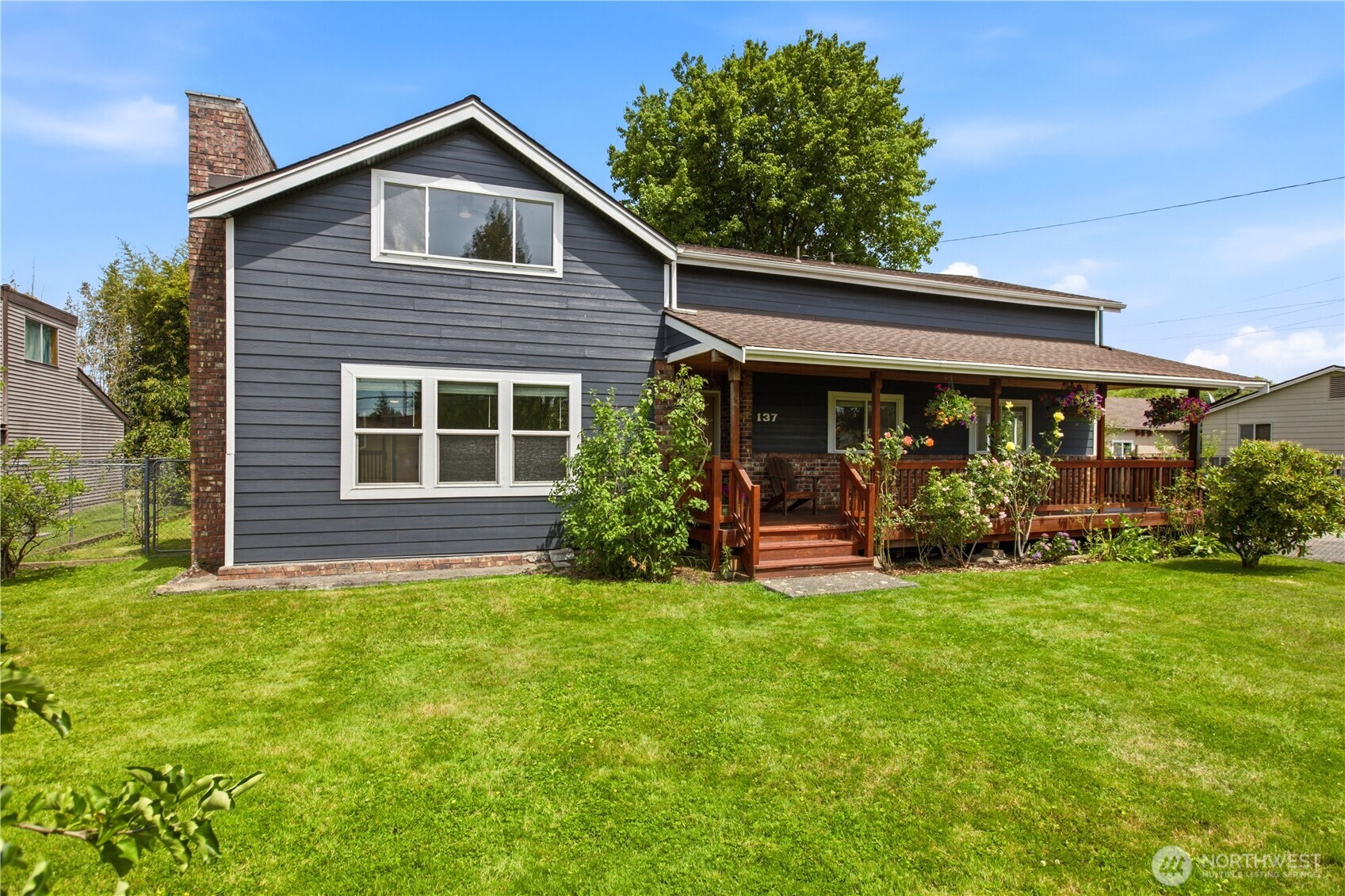137 Wayne Avenue Property Photo 1