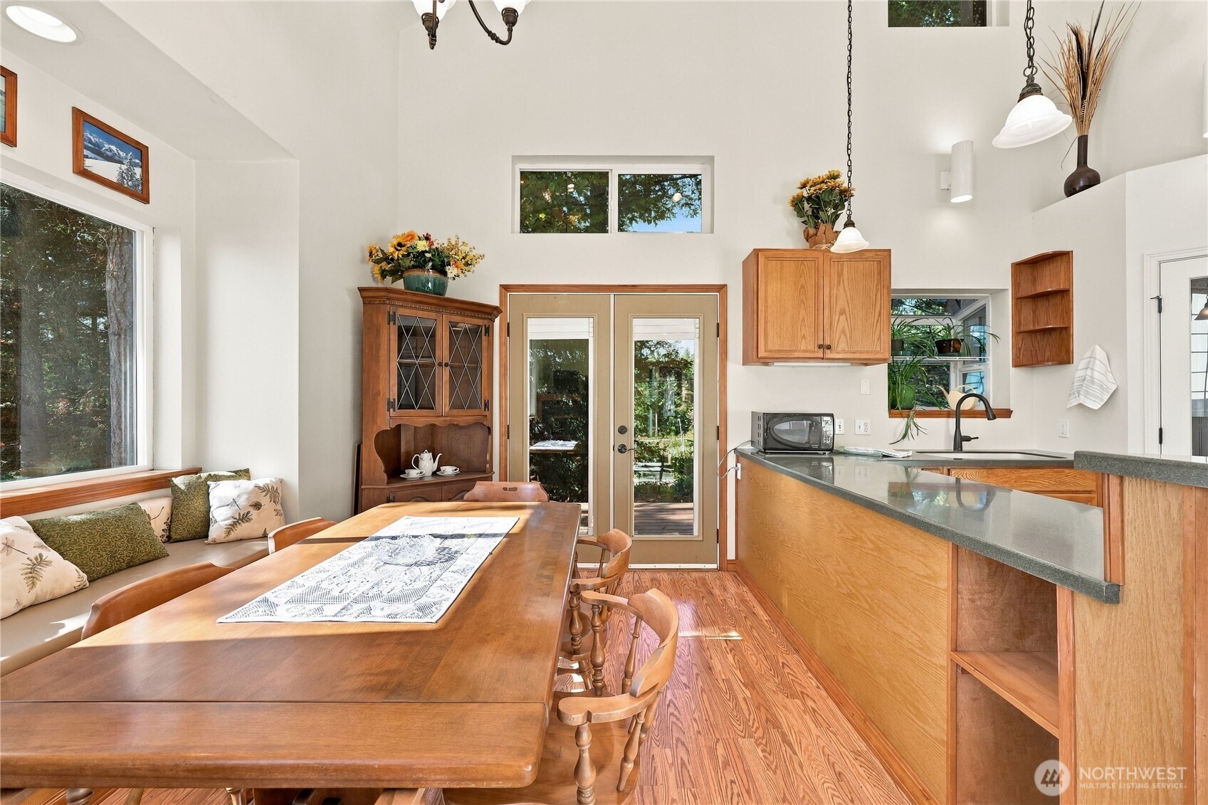 1201 Thorndyke Road Property Photo 12