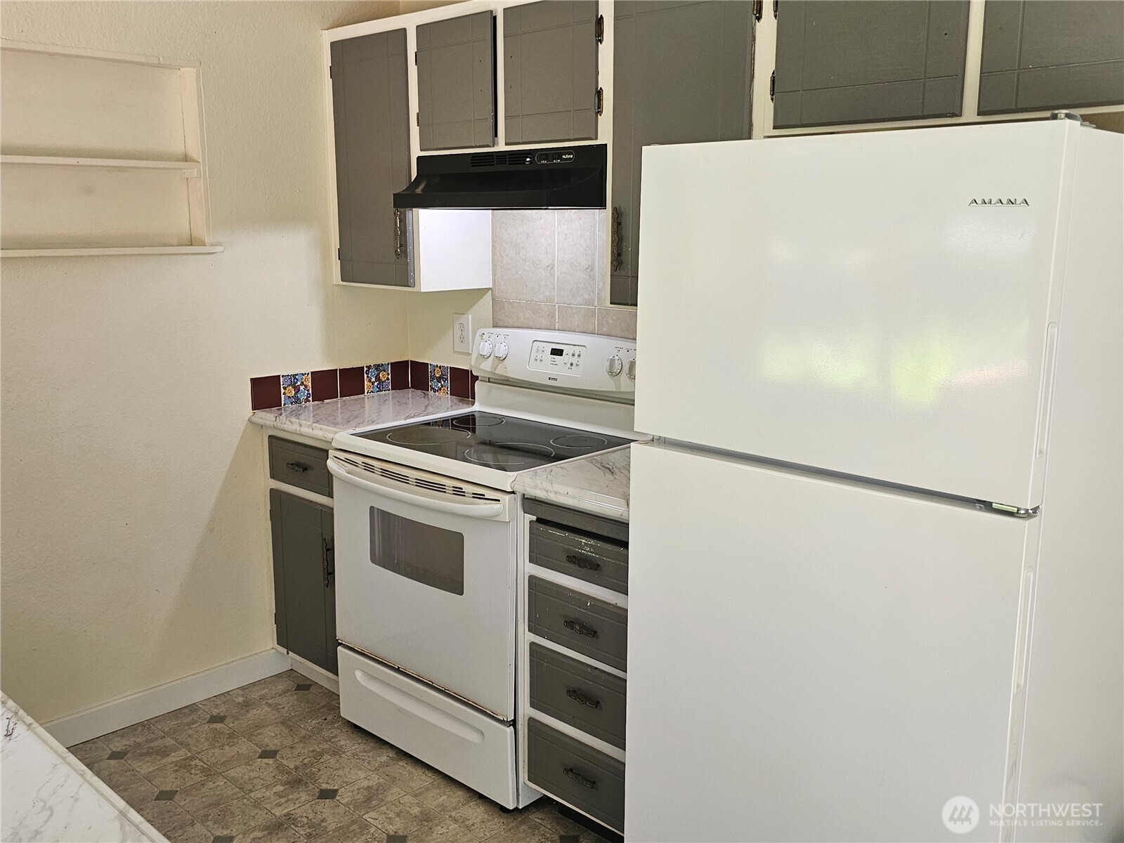 151 S Little John Lane Property Photo 6