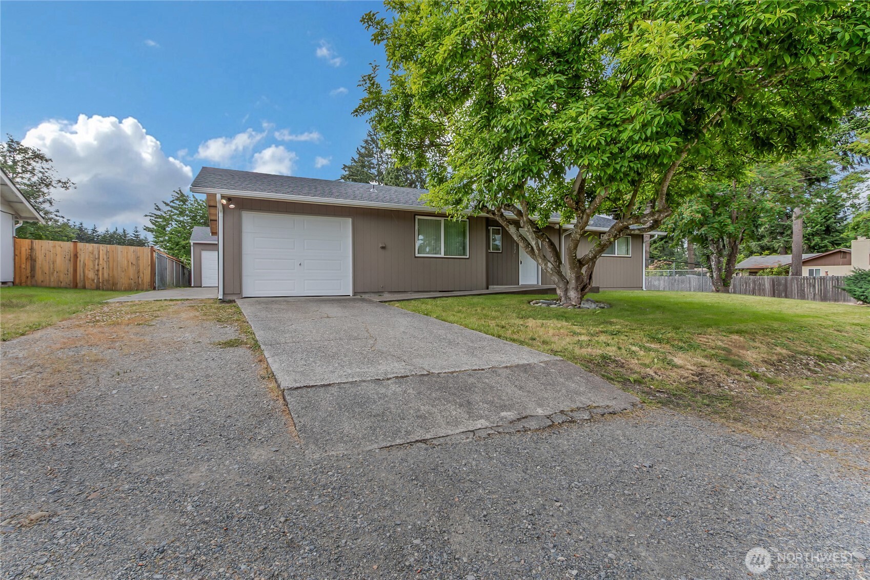 17002 6th Avenue Property Photo 2