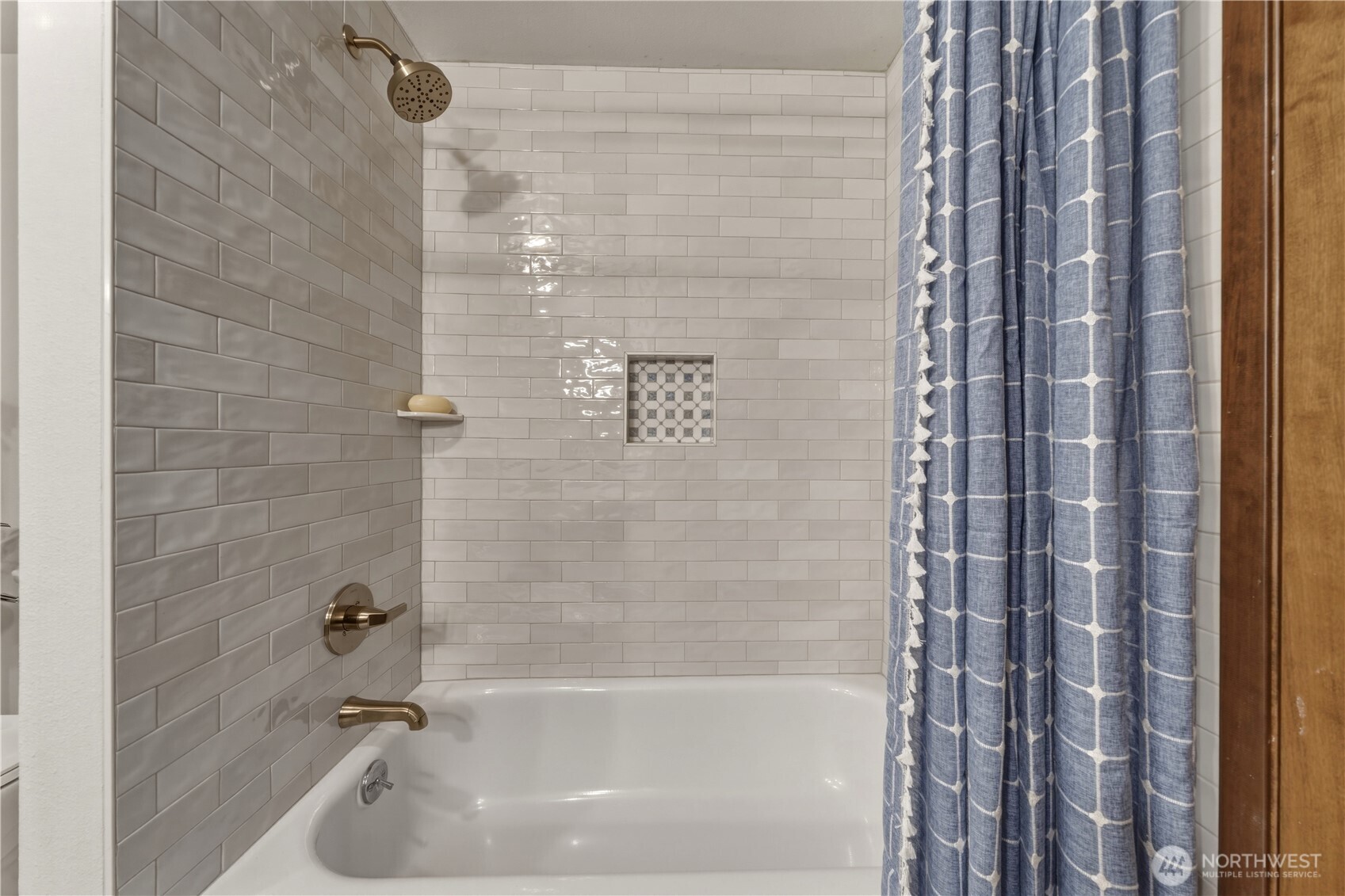 1801 Crestline Drive Property Photo 24
