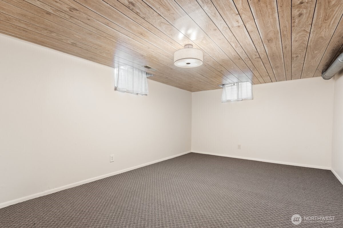 1801 Crestline Drive Property Photo 27
